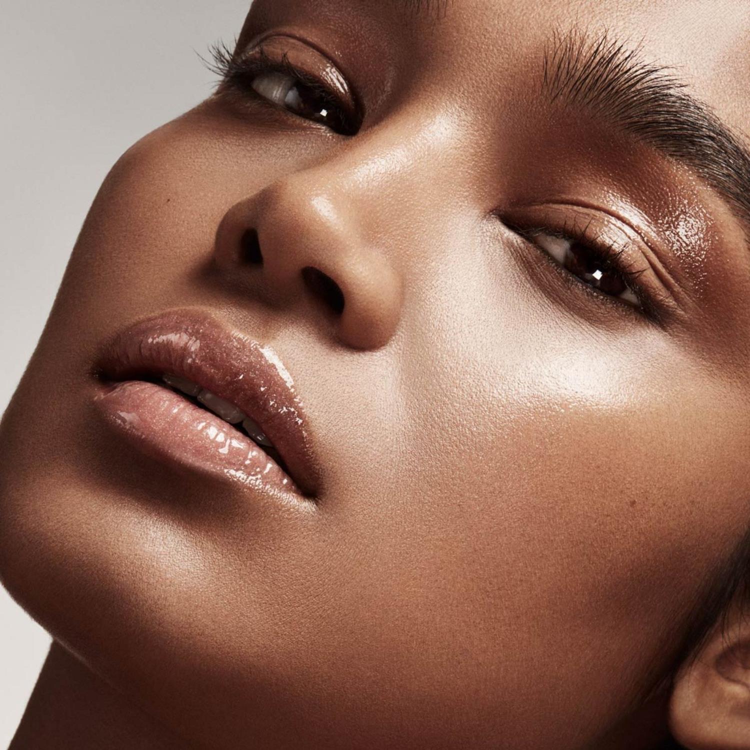 LUMINIZADOR DE LABIOS GLOSS BOMB FENTY BEAUTY - FENTY GLOW - 5