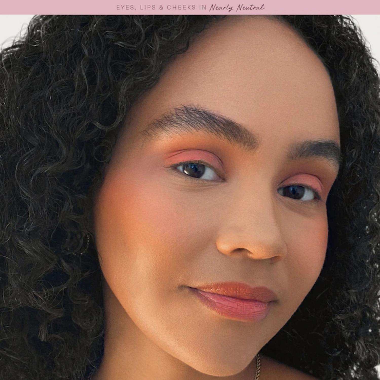 RUBOR EN CREMA RARE BEAUTY - NEARLY NEUTRAL - 5
