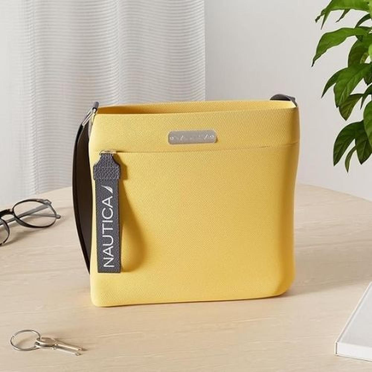 CARTERA CROSSBODY NAUTICA DIVER NYLON - AMARILLO - 2
