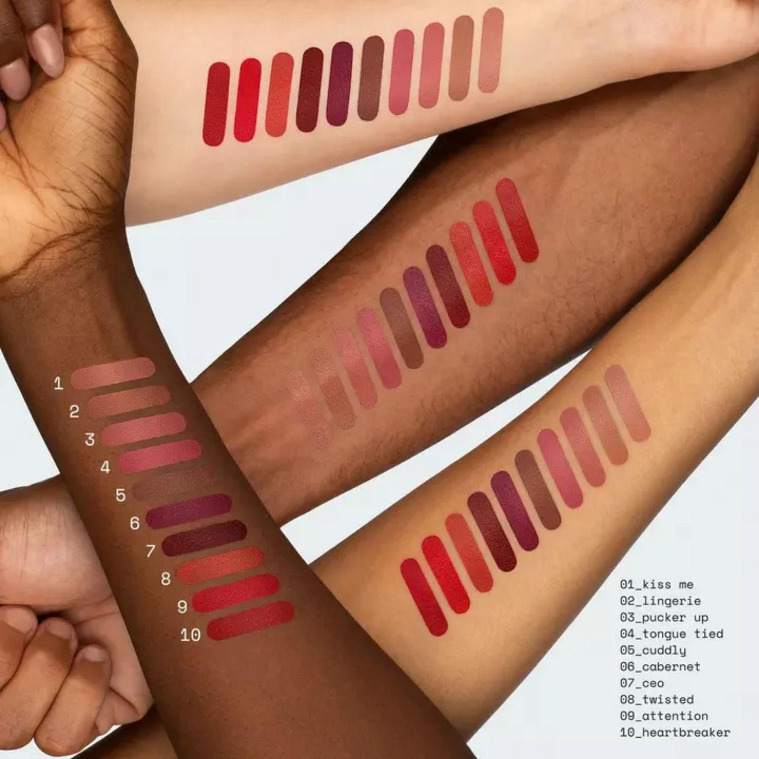 LÁPIZ LABIAL CLÁSICO R.E.M. BEAUTY BY ARIANA GRANDE - ATTENTION - 3