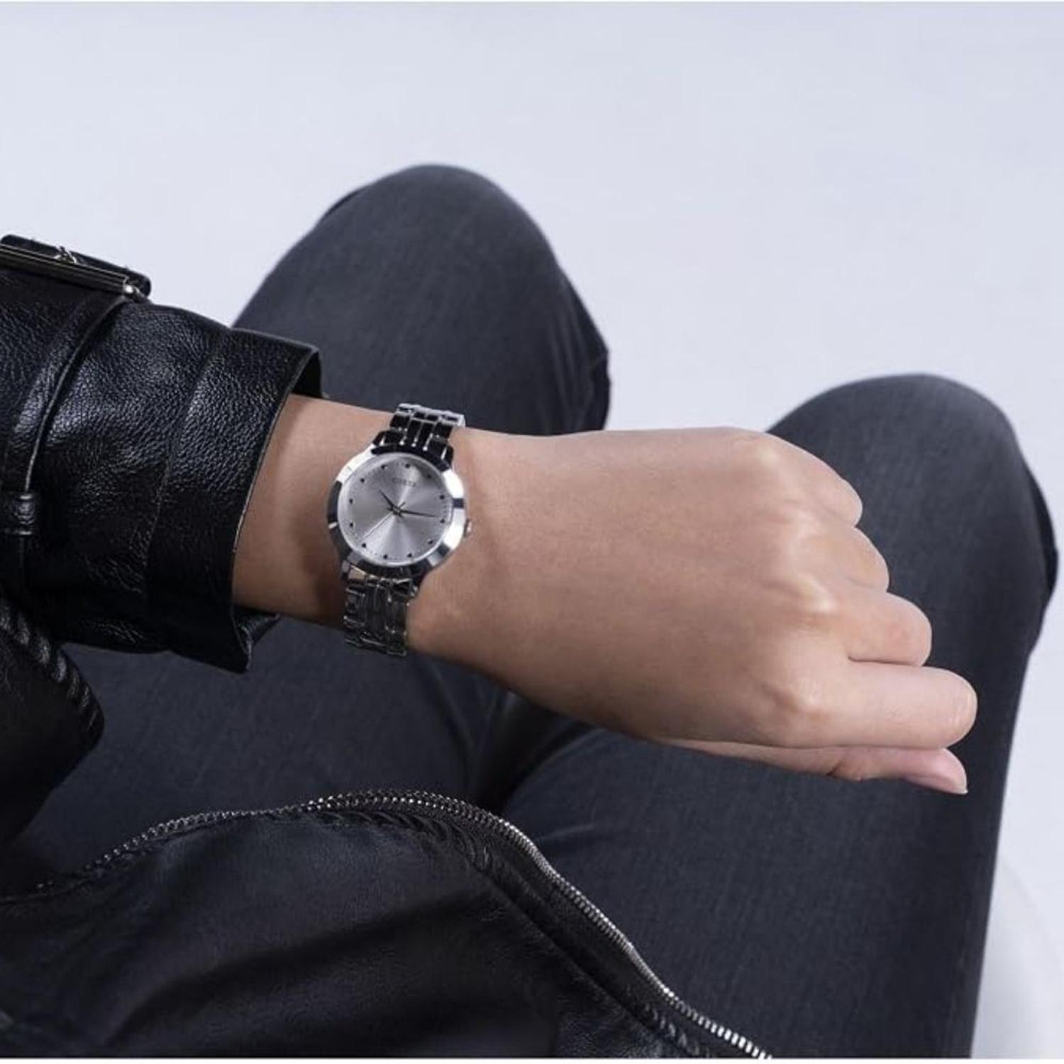 RELOJ MUJER GUESS ANALOGICO - 5