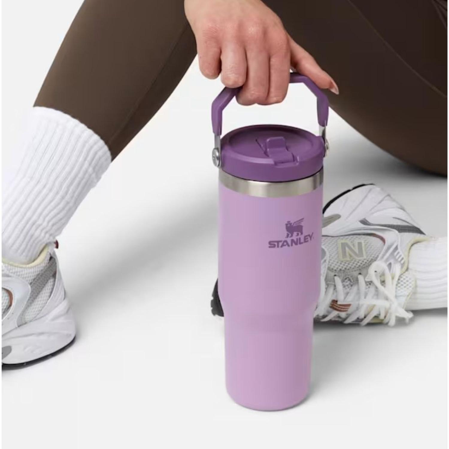 TUMBLER VASO DE ACERO INOXIDABLE STANLEY ICEFLOW 2.0 30 OZ - LILAC - 4