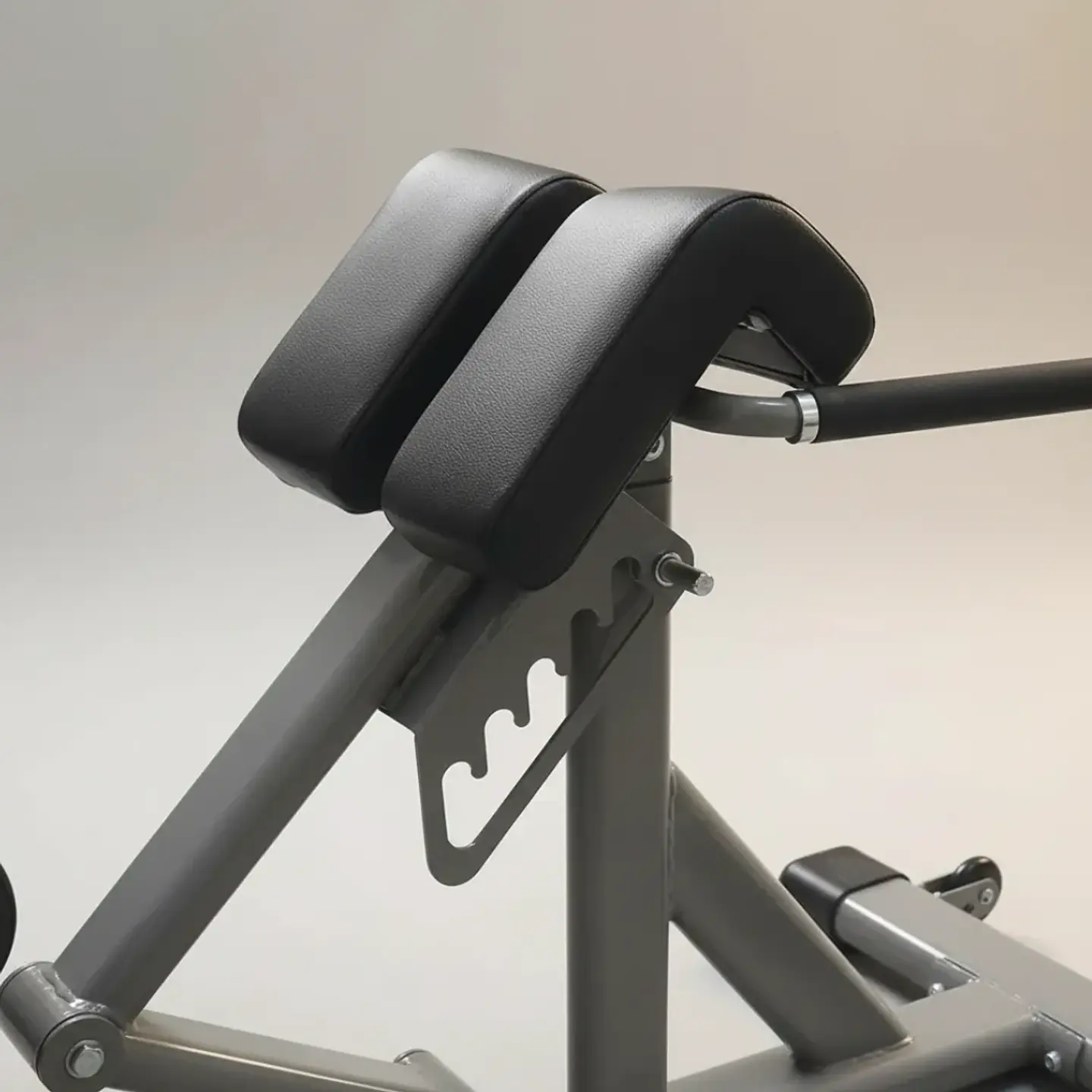 BANCO DE HIPEREXTENSIÓN TUBO ELÍPTICO PARA LUMBAR, GLÚTEOS Y CORE - 3