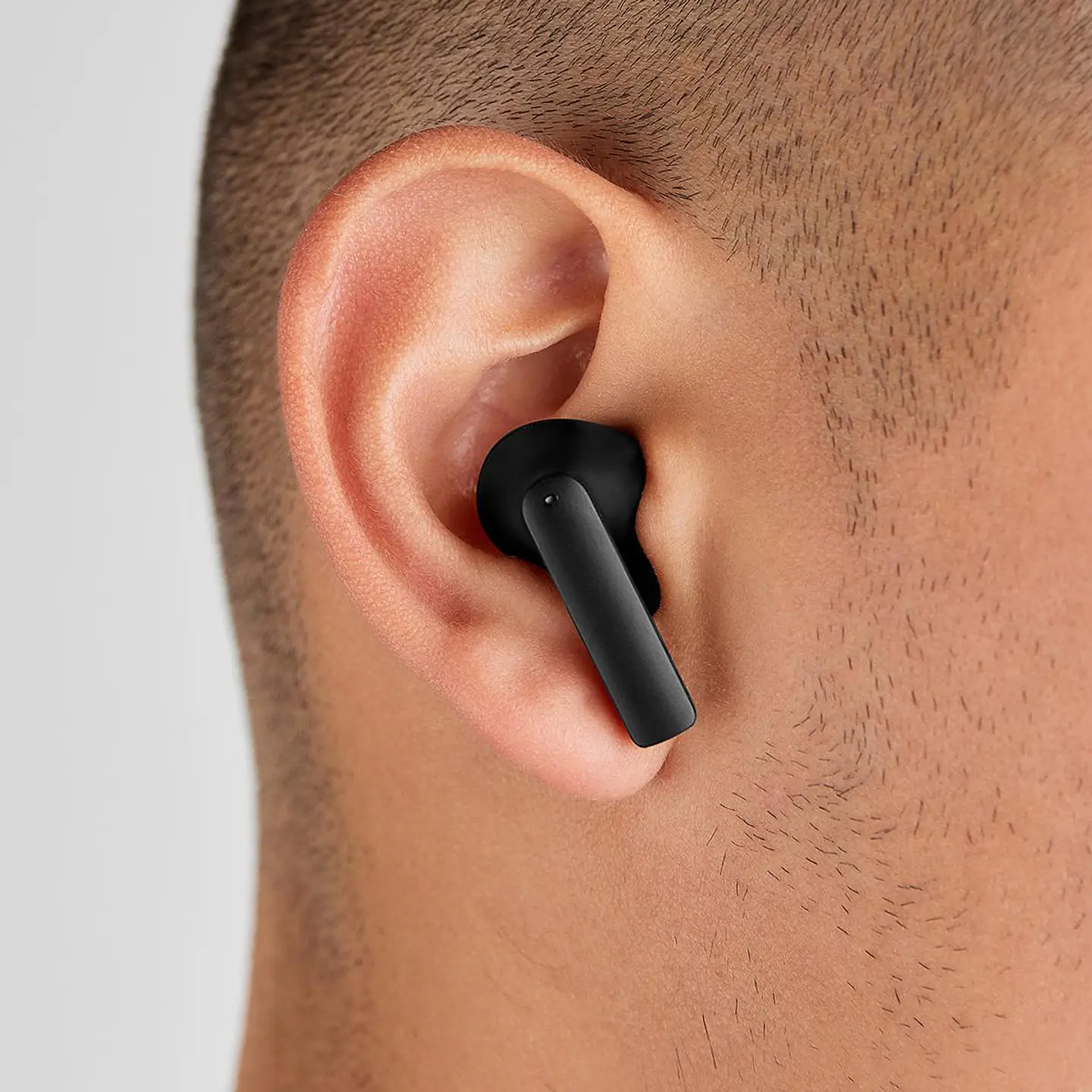 AUDÍFONOS BLUETOOTH MOVISUN T13 TWS NEGRO CON 25 HORAS Y CONTROL TÁCTIL - 5