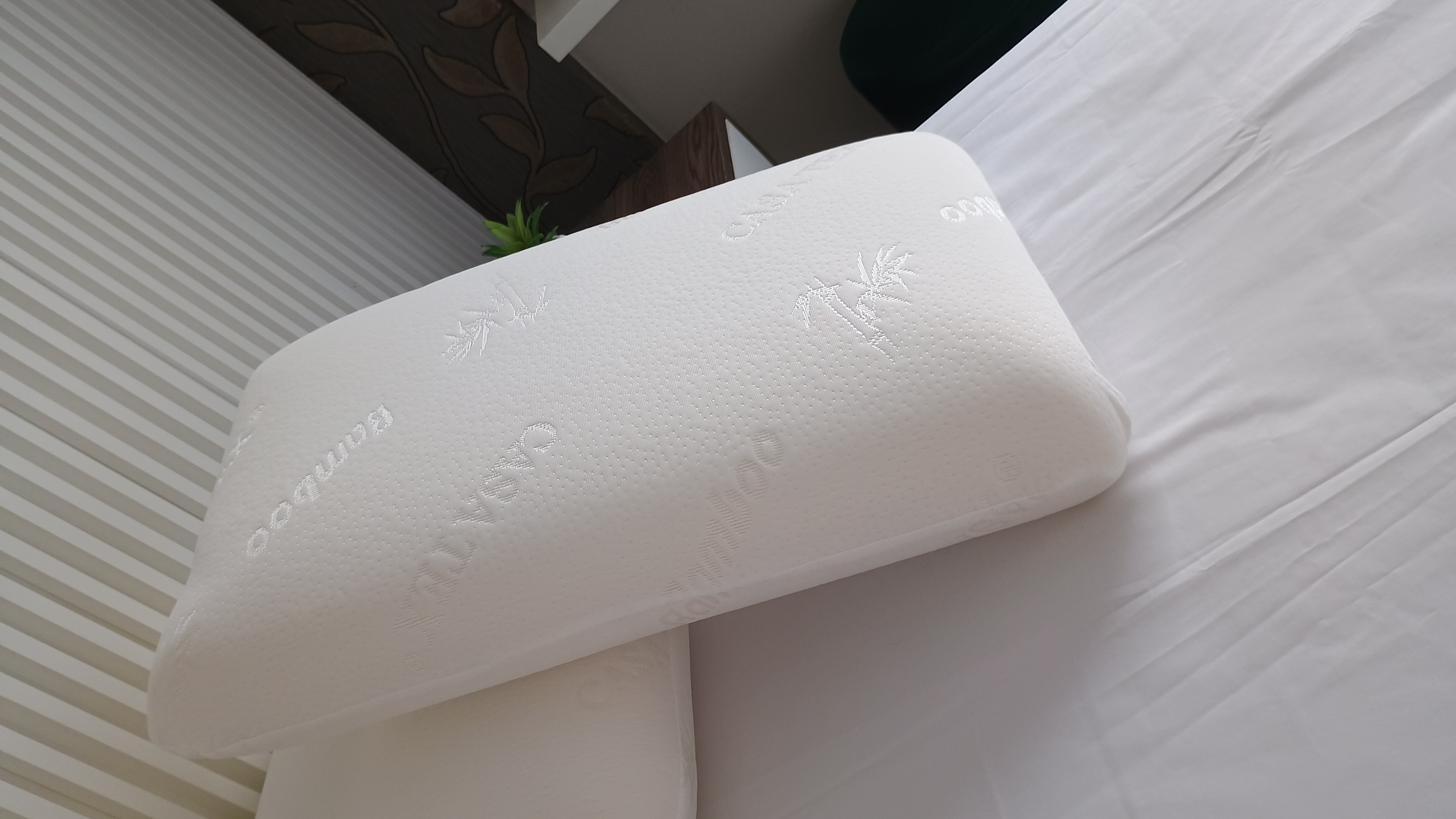 ALMOHADA VISCOELÁSTICA CASATEX MEMORY FOAM CON FUNDA DE BAMBÚ BLANCO 40 X 60 CM - 2