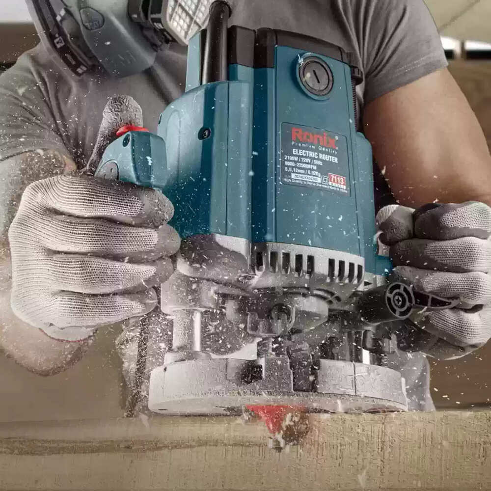 RUTEADORA 2100W FRESADORA ELÉCTRICA RONIX 7113 - 2