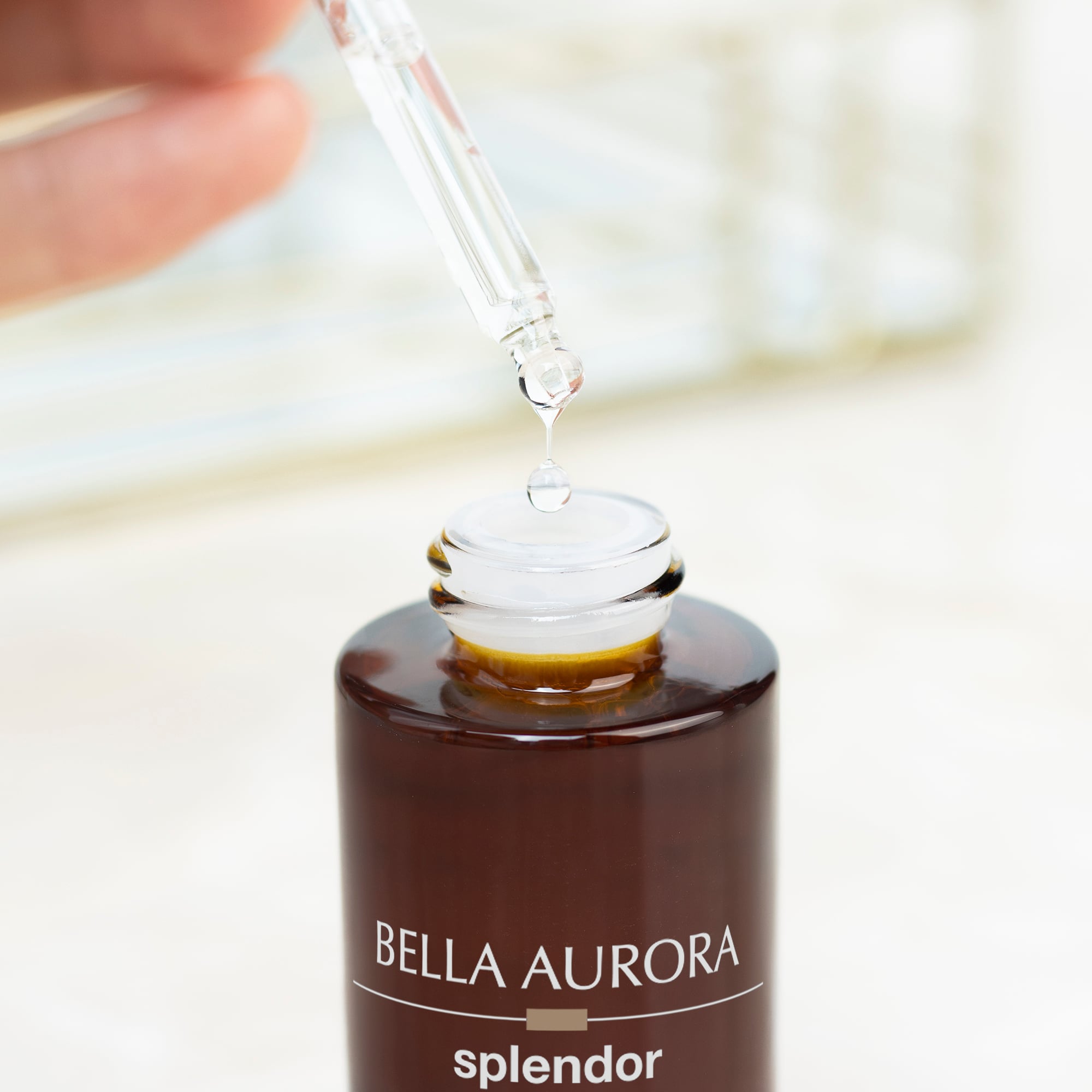 SERUM ILUMINADOR Y ANTIOXIDANTE SPLENDOR 30ML BELLA AURORA - 4