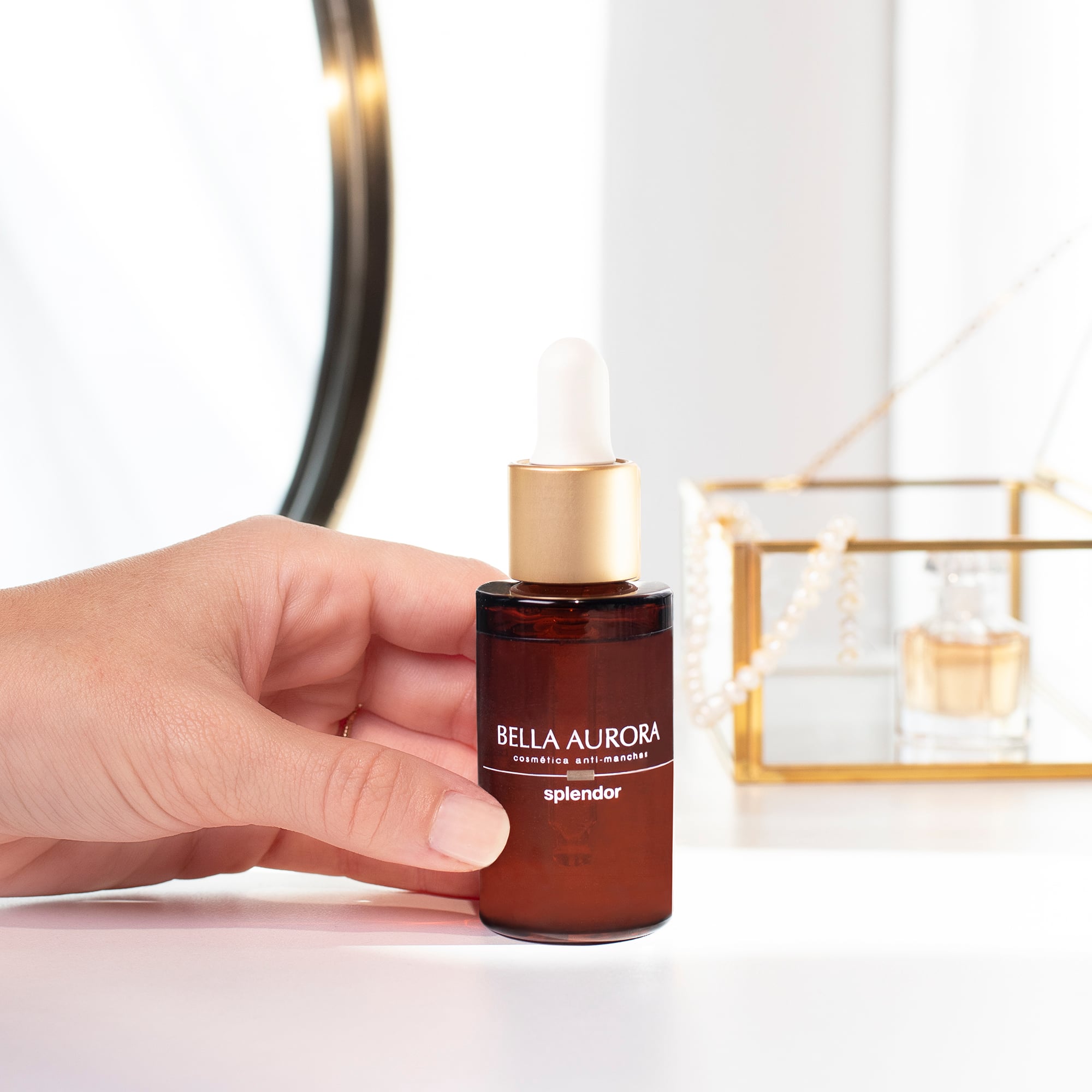 SERUM ILUMINADOR Y ANTIOXIDANTE SPLENDOR 30ML BELLA AURORA - 5