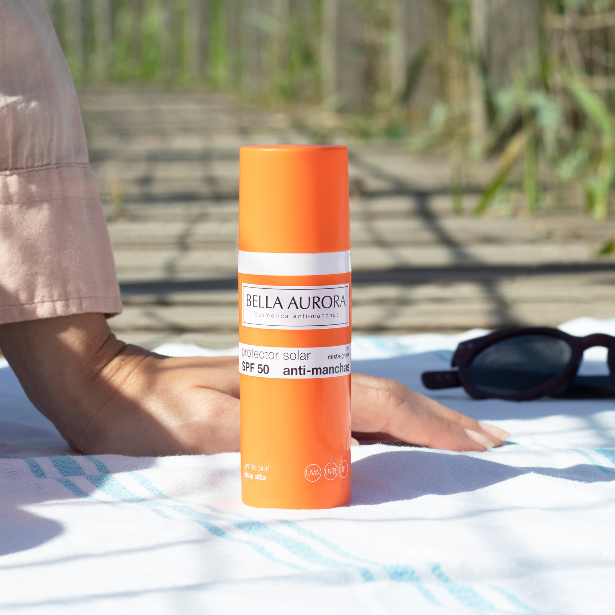 FOTOPROTECTOR ANTI-MANCHAS SPF50+. PIEL MIXTA-GRASA SUN 50ML BELLA AURORA - 5