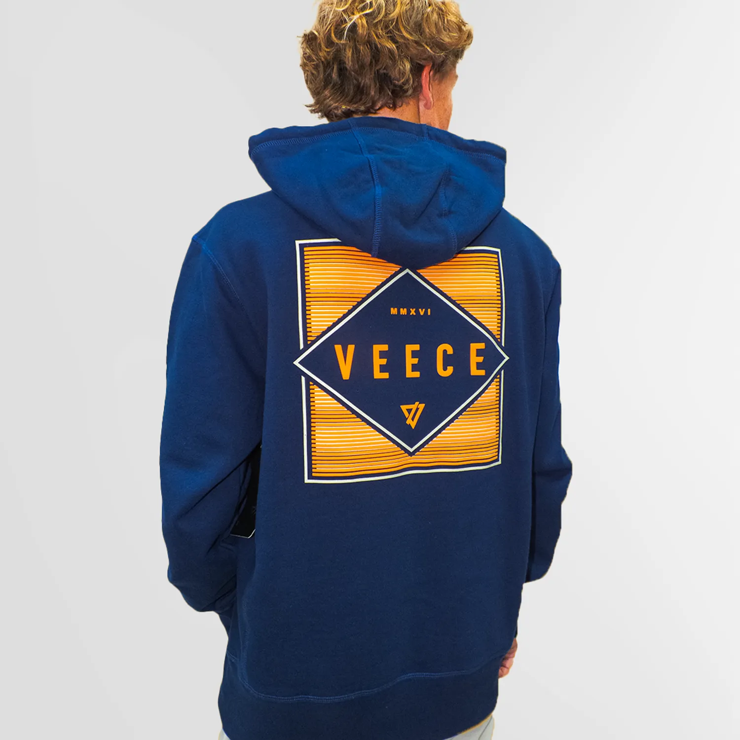 POLERA SQUARED HOOD VEECE - 2