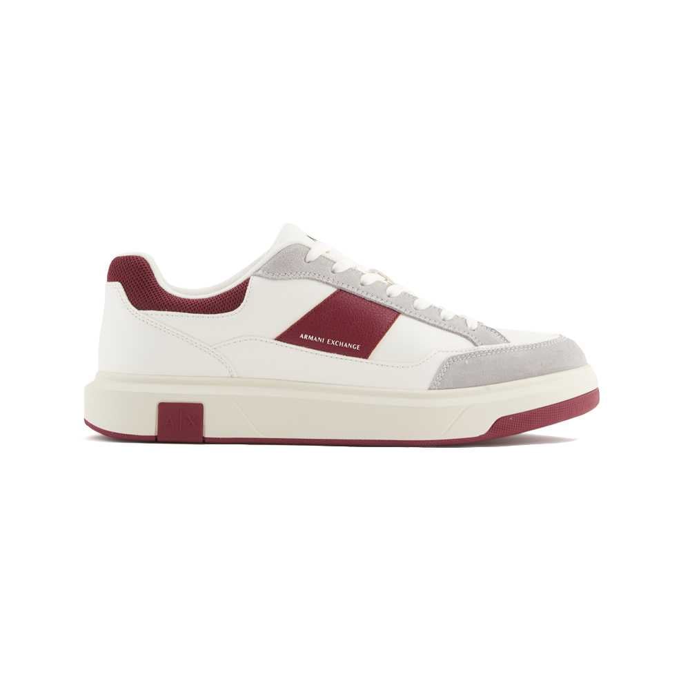 SNEAKERS WITH CONTRASTING INSERTS - 1