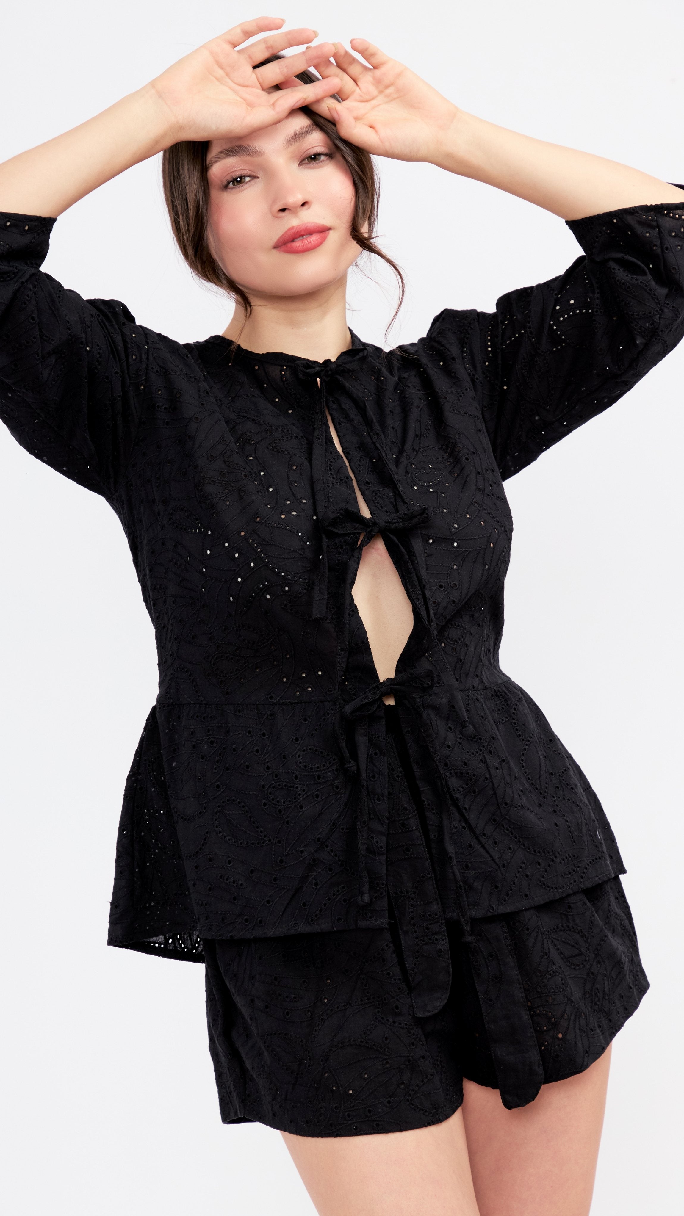 BLUSA DE MUJER BRODERI NEGRA - 2