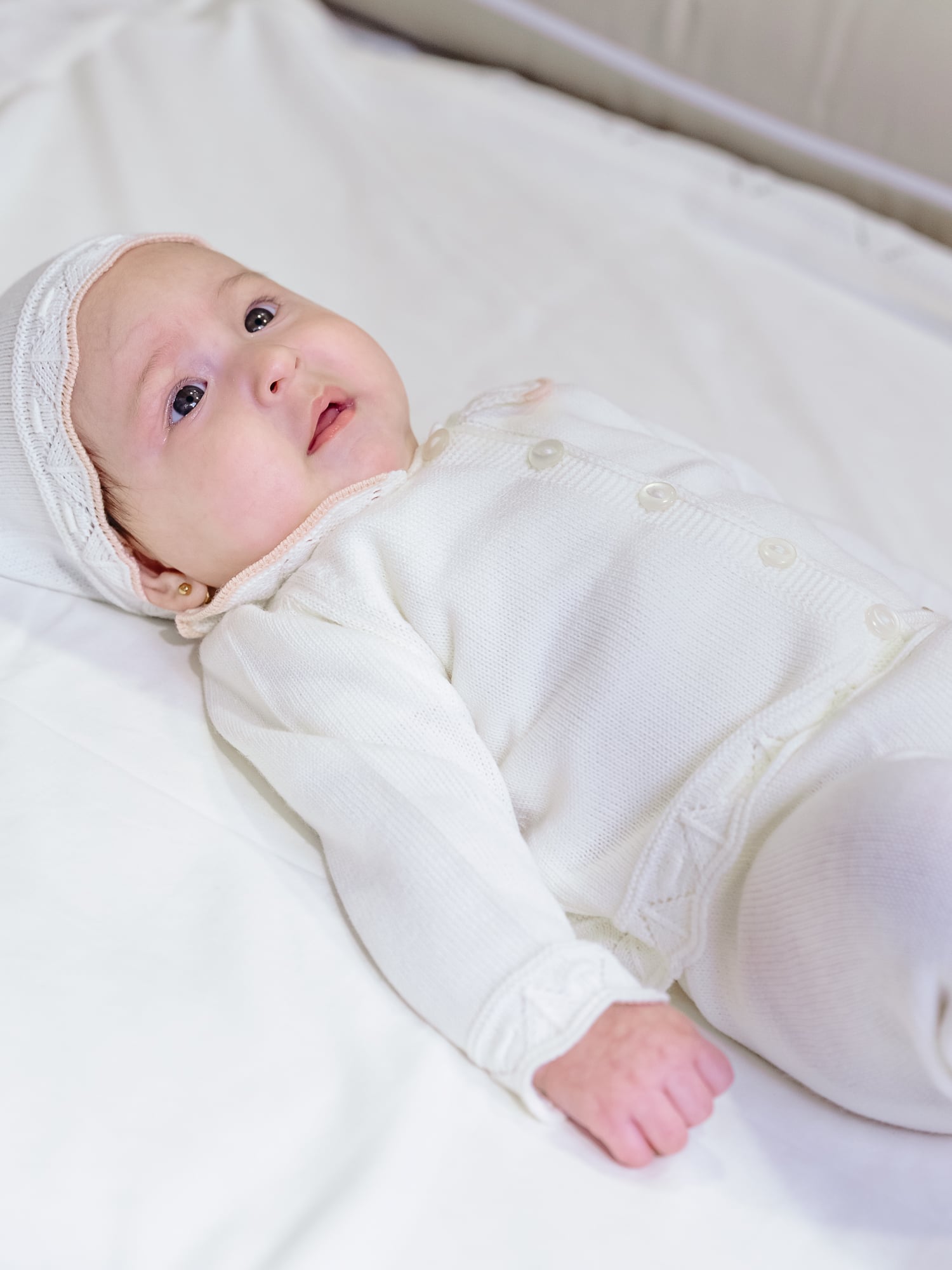 CONJUNTO TEJIDO PARA BEBE DE 3 PIEZAS - 2
