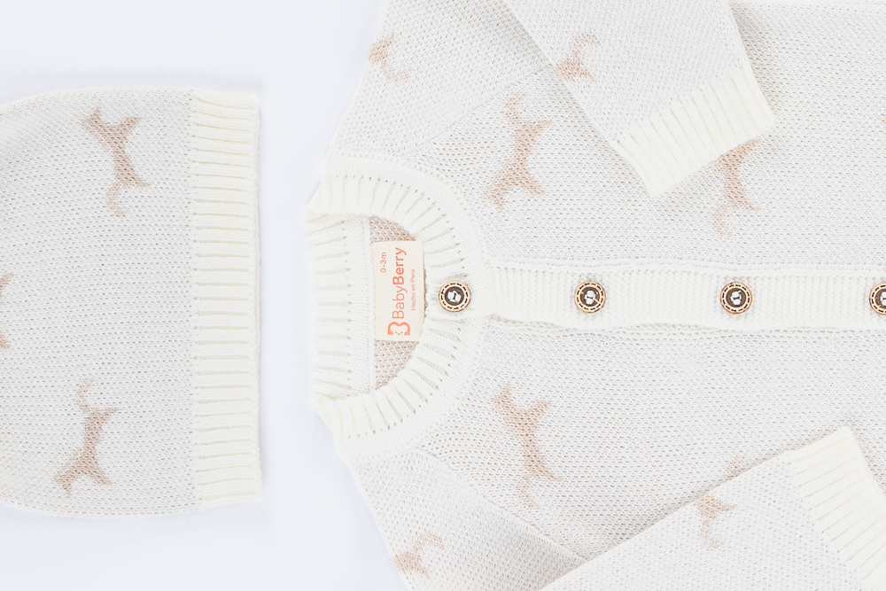 CONJUNTO TEJIDO PARA BEBE DE 3 PIEZAS - 2