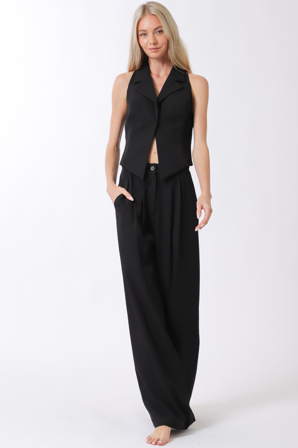 PANTALÓN Y TOP AMY – TOP ESTRUCTURADO Y PANTALÓN DE CORTE AMPLIO – NEGRO - 1