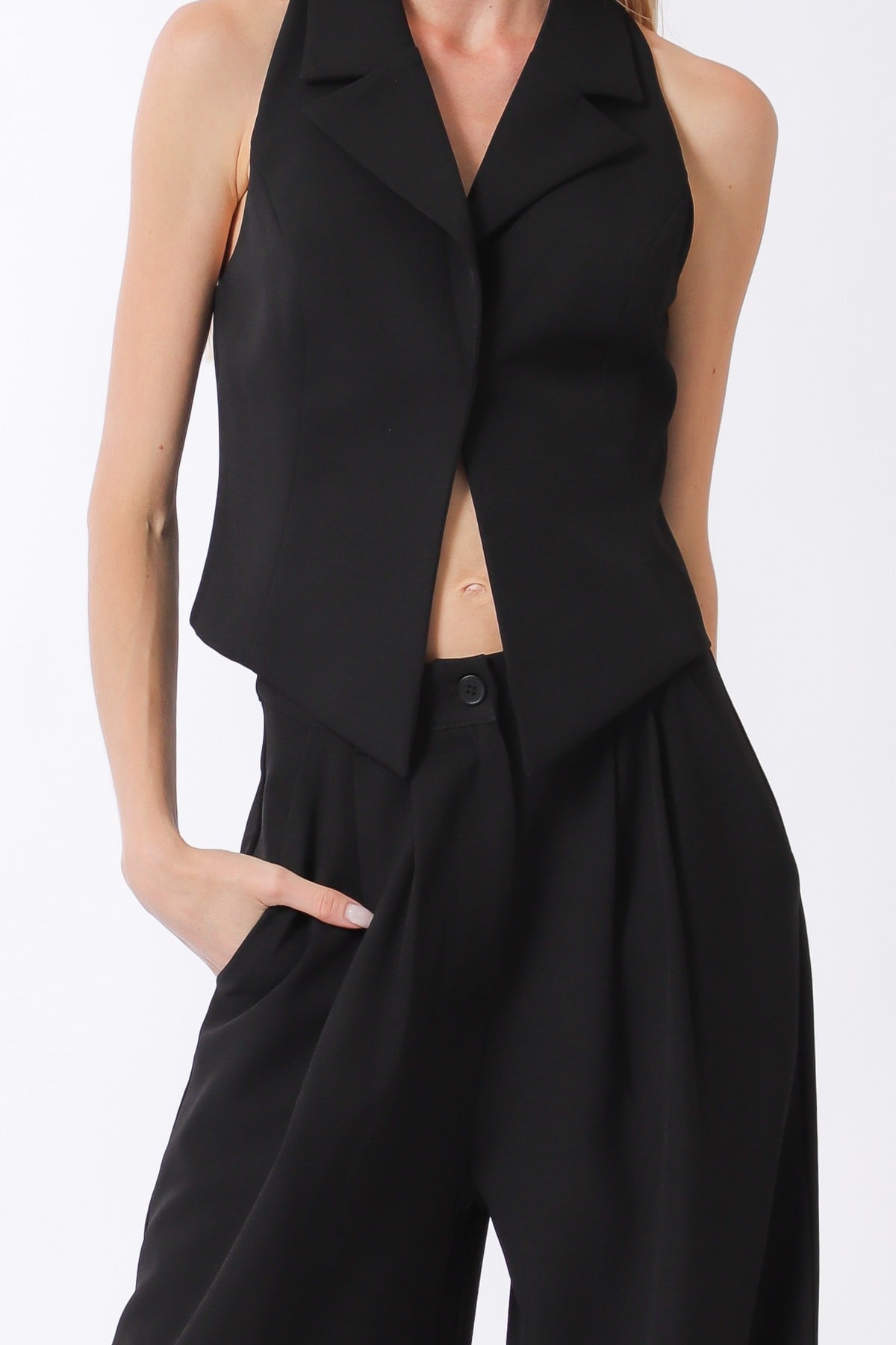 PANTALÓN Y TOP AMY – TOP ESTRUCTURADO Y PANTALÓN DE CORTE AMPLIO – NEGRO - 3