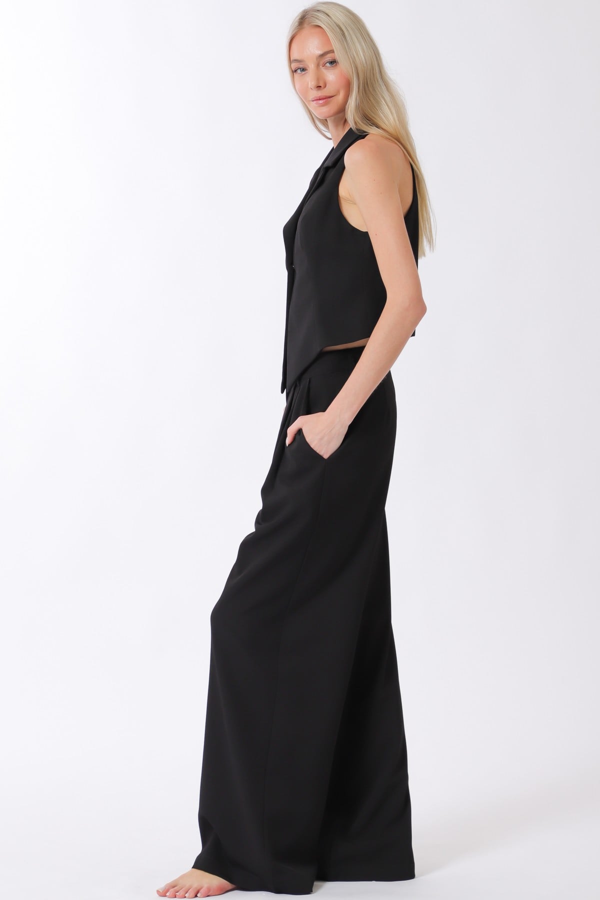 PANTALÓN Y TOP AMY – TOP ESTRUCTURADO Y PANTALÓN DE CORTE AMPLIO – NEGRO - 4