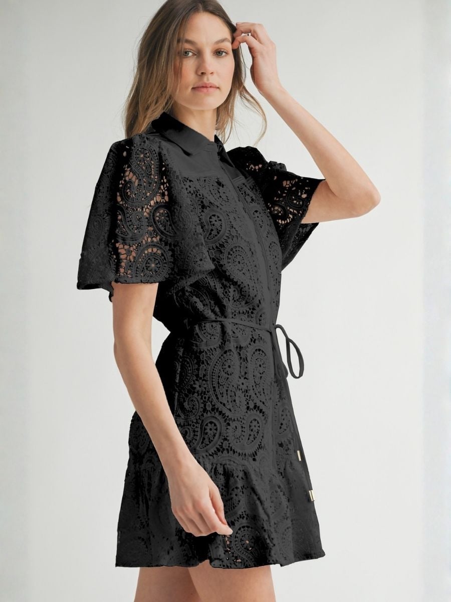 VESTIDO MUJER CORTO MINI NEGRO DE ENCAJE CON BOTONES MANGA CAMPANA - 2