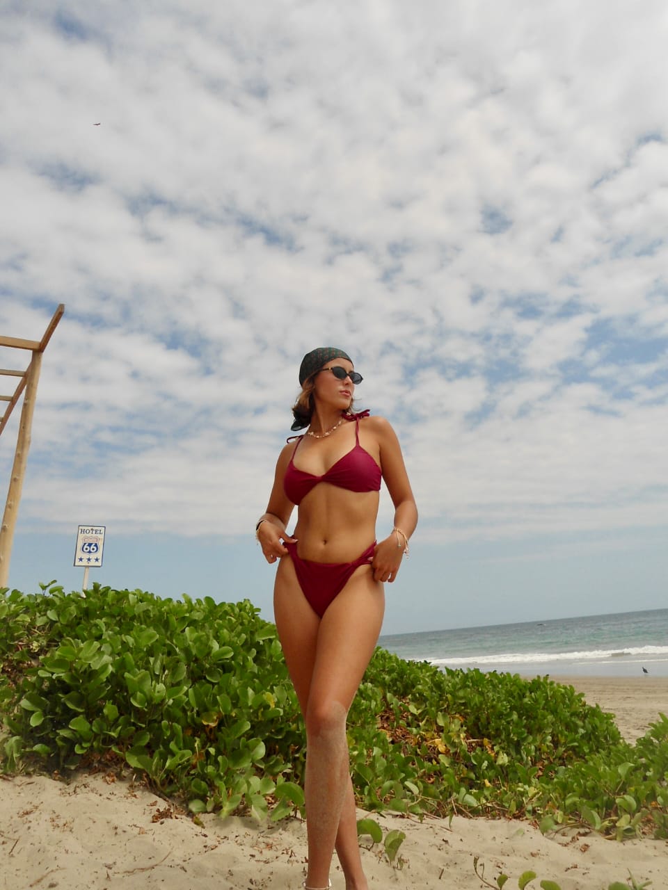 BIKINI AIDA - 2
