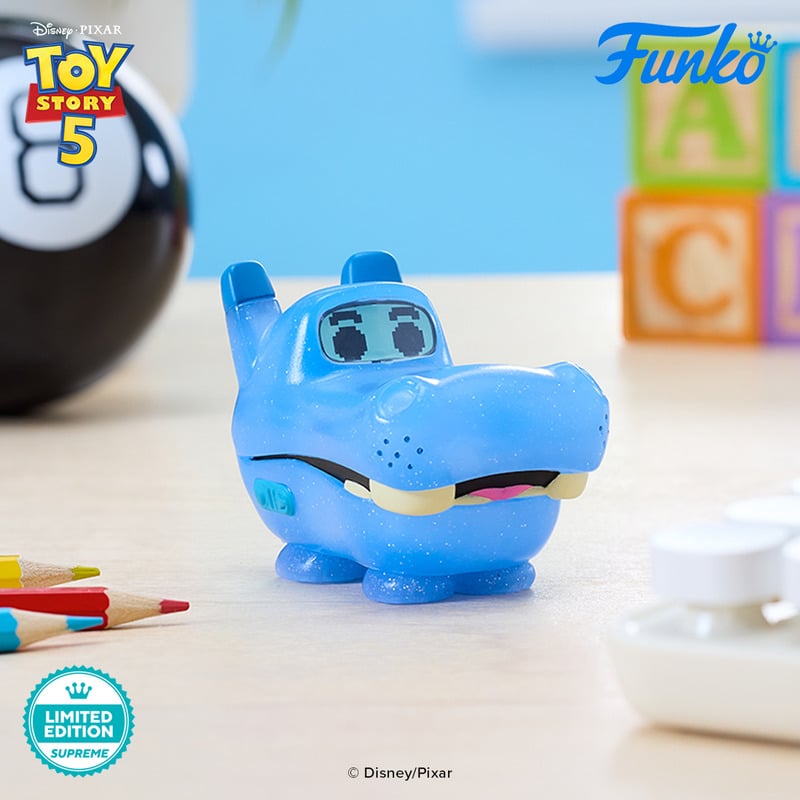 FUNKO POP ATLAS 1717 LIMITED EDITION SUPREME TOY STORY 5 - 2