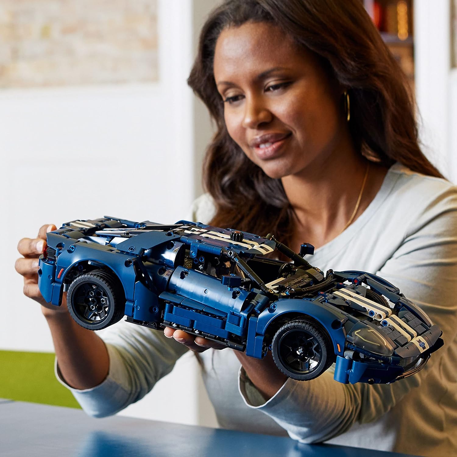 LEGO TECHNIC 42154 FORD GT 2022 (1466 PIEZAS) - 4