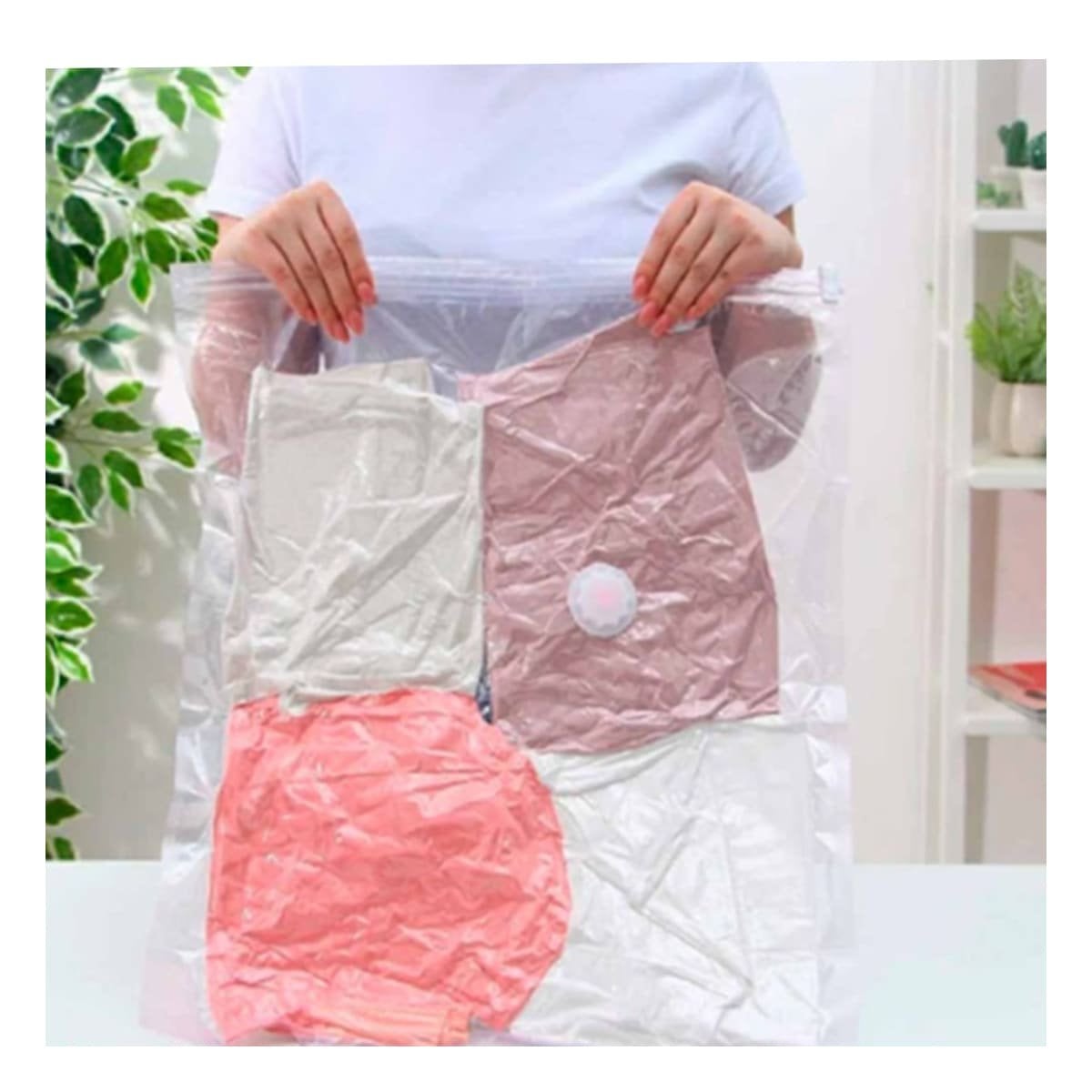 PACK4 SACO ORGANIZADOR AL VACIO 68X98CM PARA ROPA DE TEMPORADA Y+REGALO STICKER - 5
