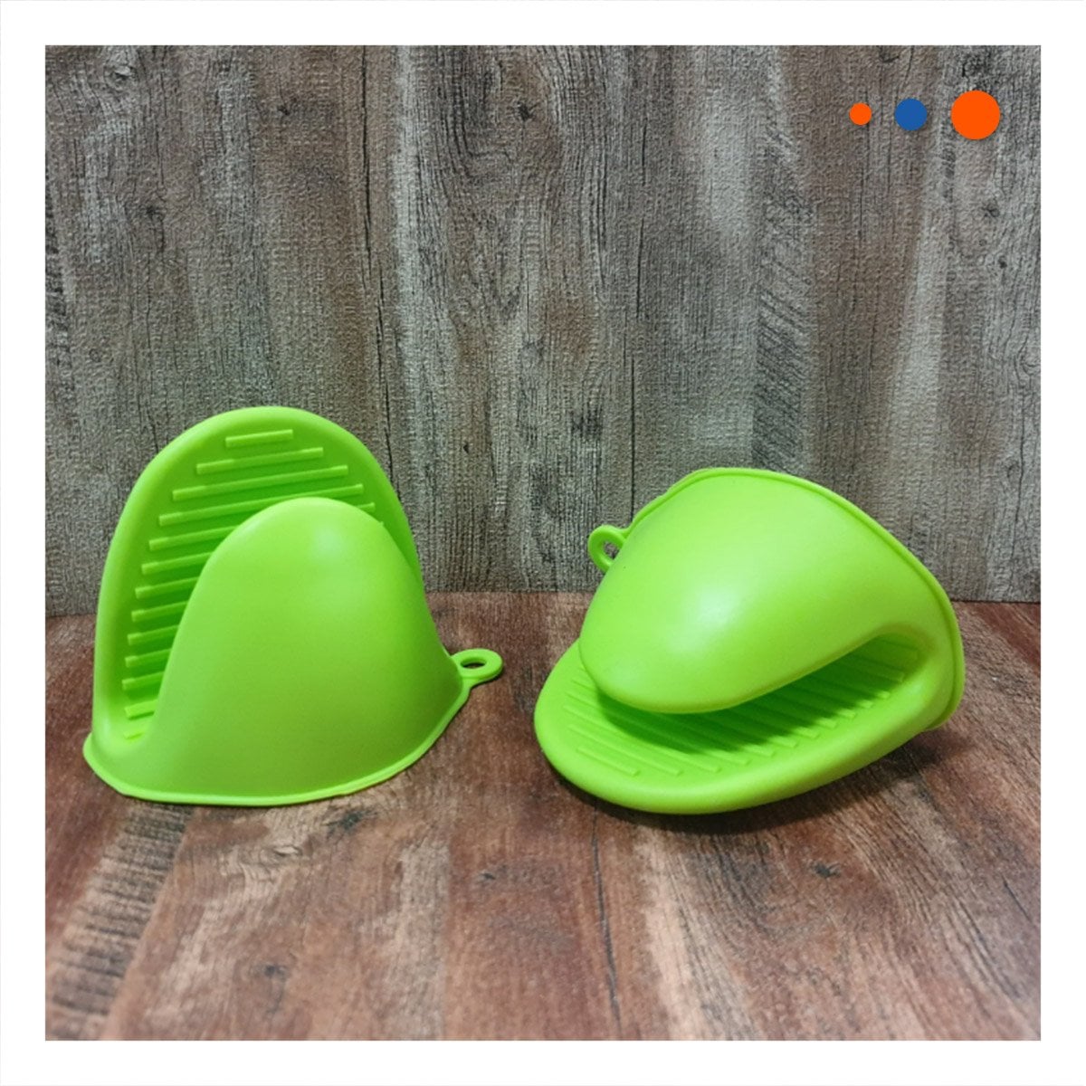 GUANTES PROTECTORES DE SILICONA VERDE PARA USO EN HOGAR Y COCINA 7,3X9,5CM Y+PAPEL REGALO - 1