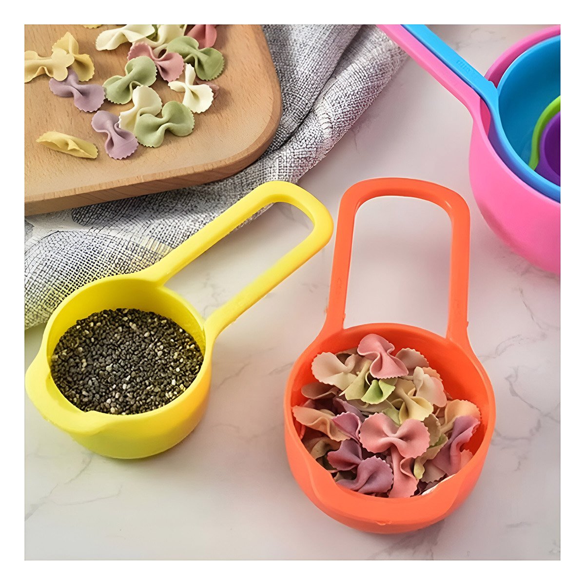PACK4 RECIPIENTE DE 6 TAZAS Y CUCHARAS MEDIDORAS MULTICOLOR CON DISENO PRACTICO - 2