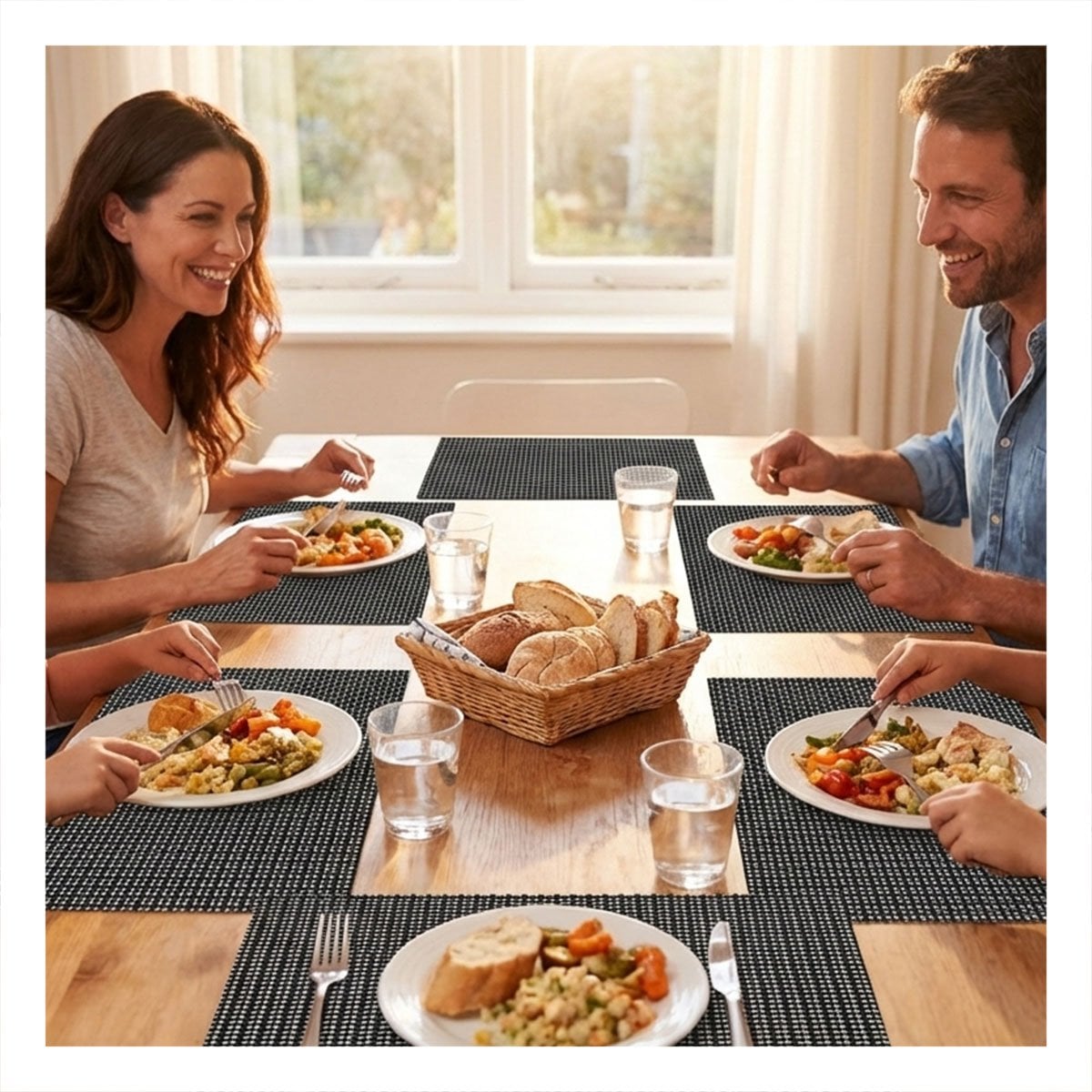 SET 6 INDIVIDUALES PATRON MALLA GRANDE NEGRO Y BLANCO 30X45CM PARA MESA - 1