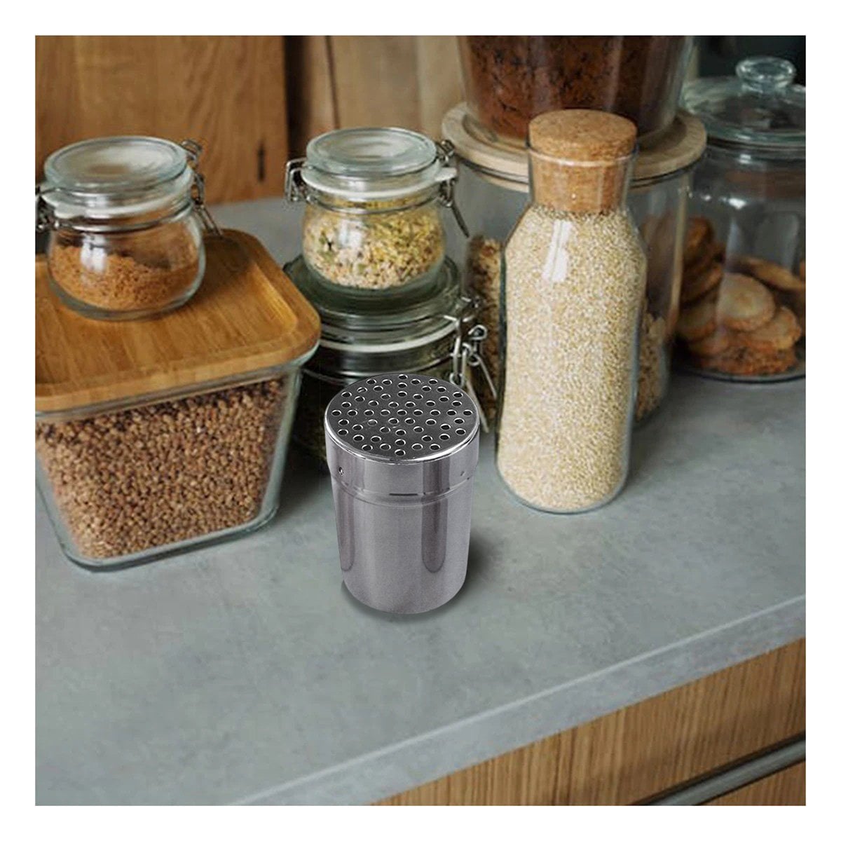 SALERO DE METAL PARA MESA Y COCINA CON MEDIDAS 6.5CMX6.5CMX9 CM DE FORMATO COMPACTO - 1