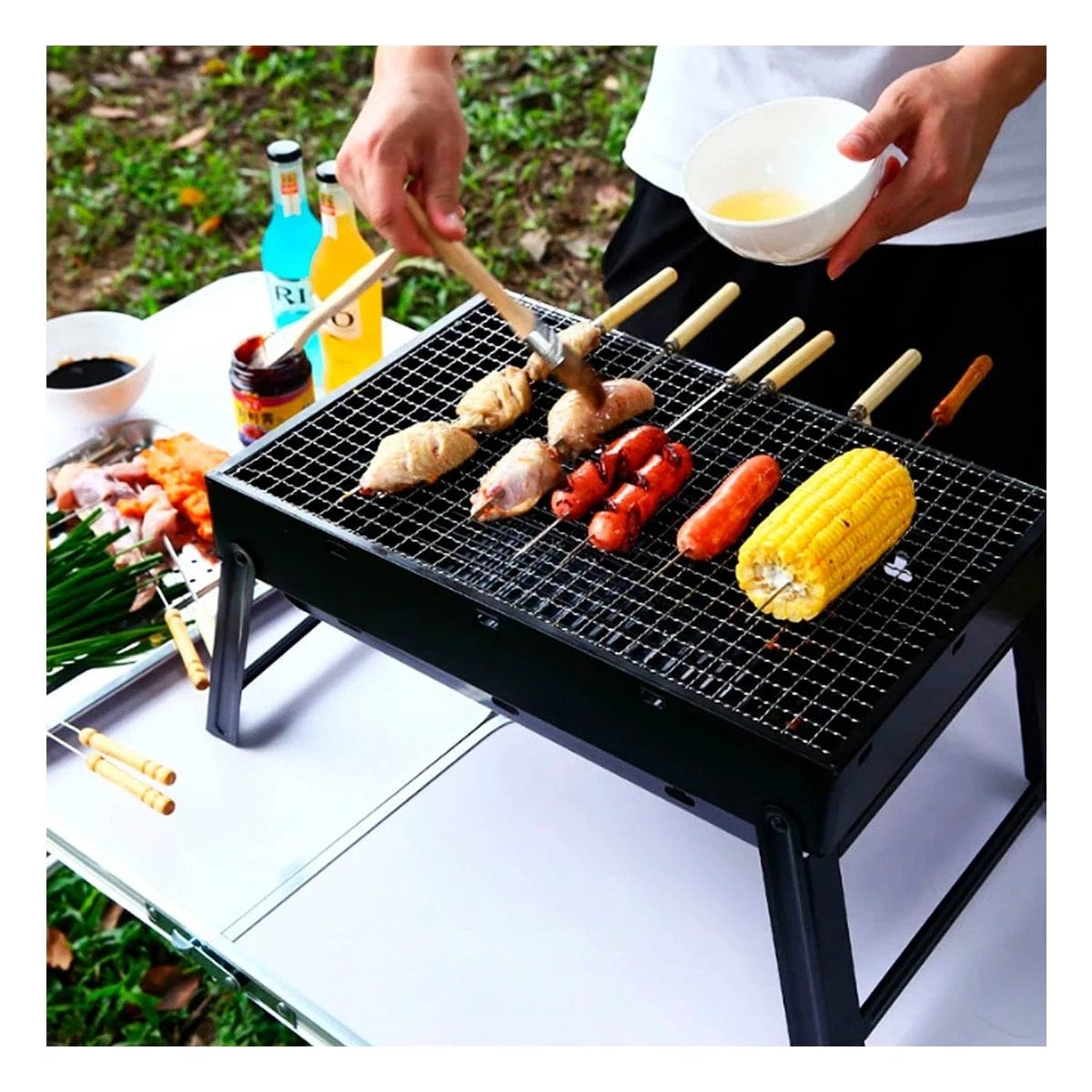 PARRILLA MINI A CARBON PORTATIL DE METAL COLOR EN COLOR PARA ORGANIZACION EN TERRAZA - 3