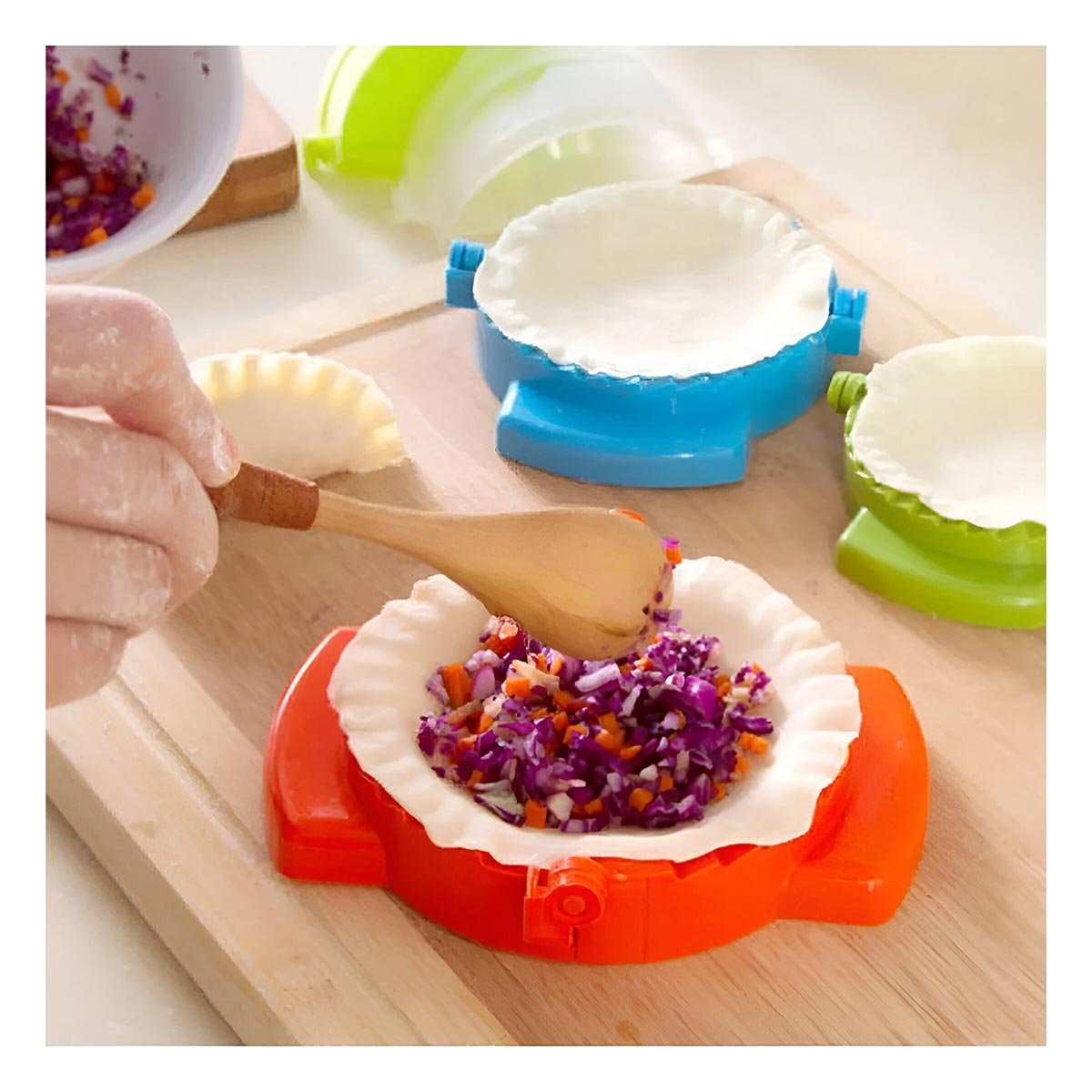PACK4 KIT PLASTICO MULTICOLOR PARA PREPARAR EMPANADAS Y+PAPEL REGALO - 5