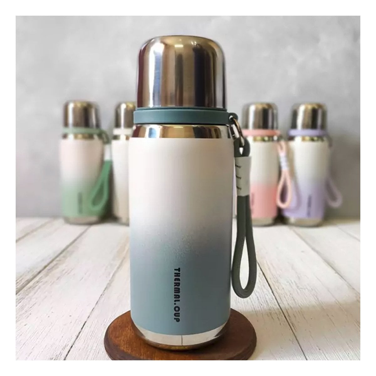 TERMO 800ML AZUL LIGERO Y COMODO PARA LLEVAR BEBIDAS CALIENTES Y FRIAS Y+POST IT - 1