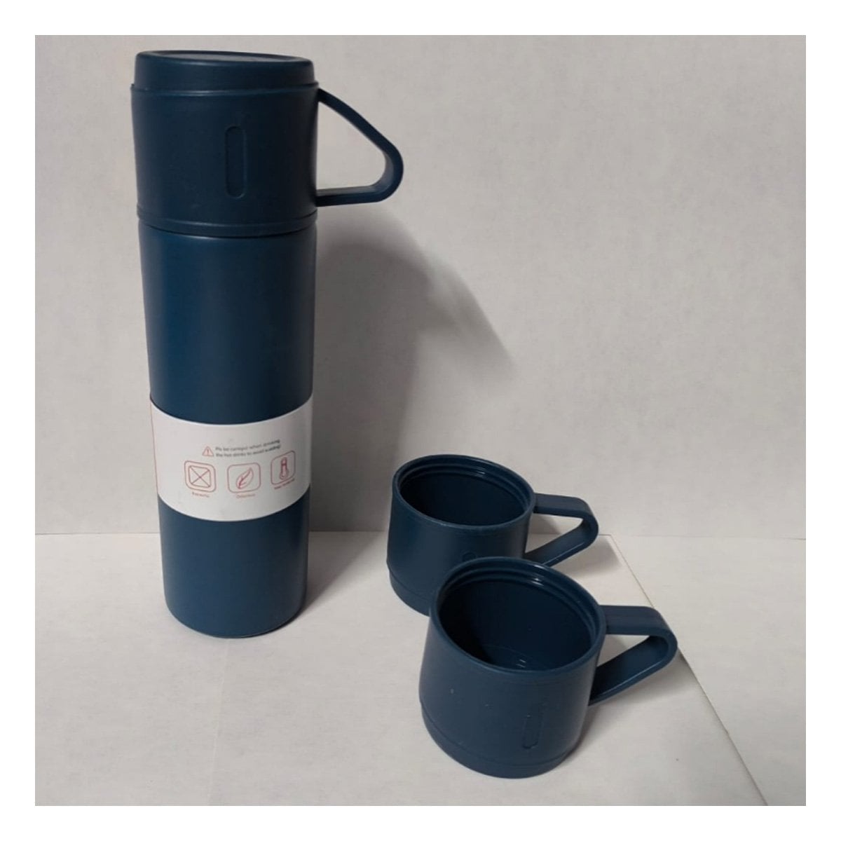 PACK6 BOTELLA MODERNA AZUL MARINO CON 2 TASAS PARA COMPARTIR BEBIDAS YPAPEL REGALO - 2