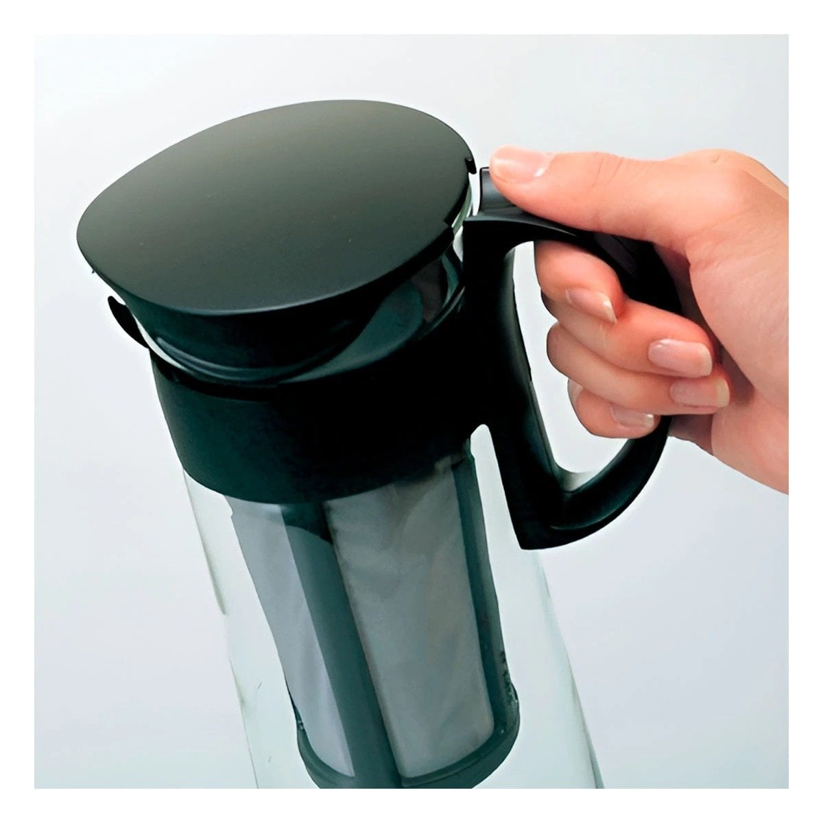 RECIPIENTE DE VIDRIO 900 ML CON FILTRO Y TAPA NEGRA TRANSPARENTE PARA HOGAR Y+PAPEL REGALO - 1