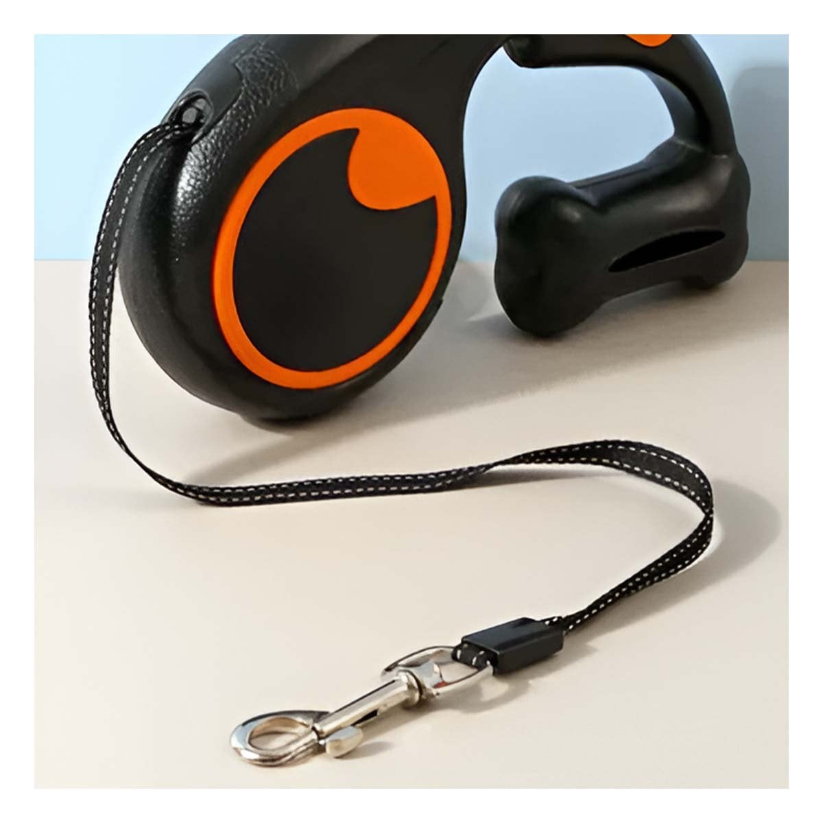 GUIA RETRACTIL NEGRA CON PORTA BOLSA PARA PASEOS COMODOS YSTICKY - 3