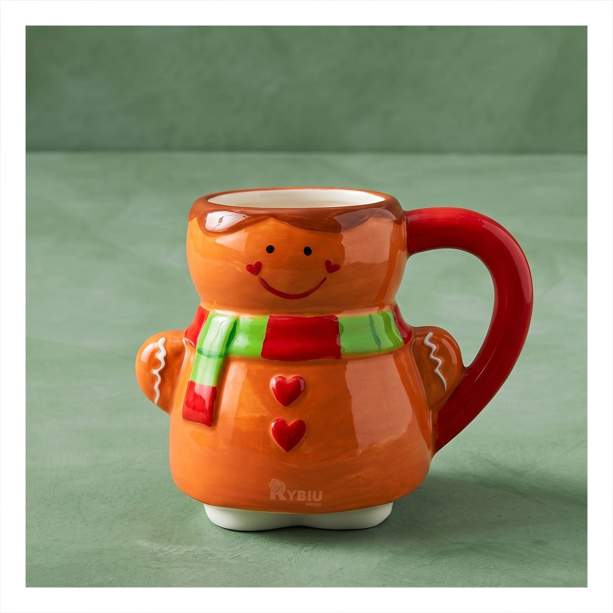 TAZA CON FORMA DE MUÑECO DE GALLETA MOSTAZA Y REGALO STICKER - 1