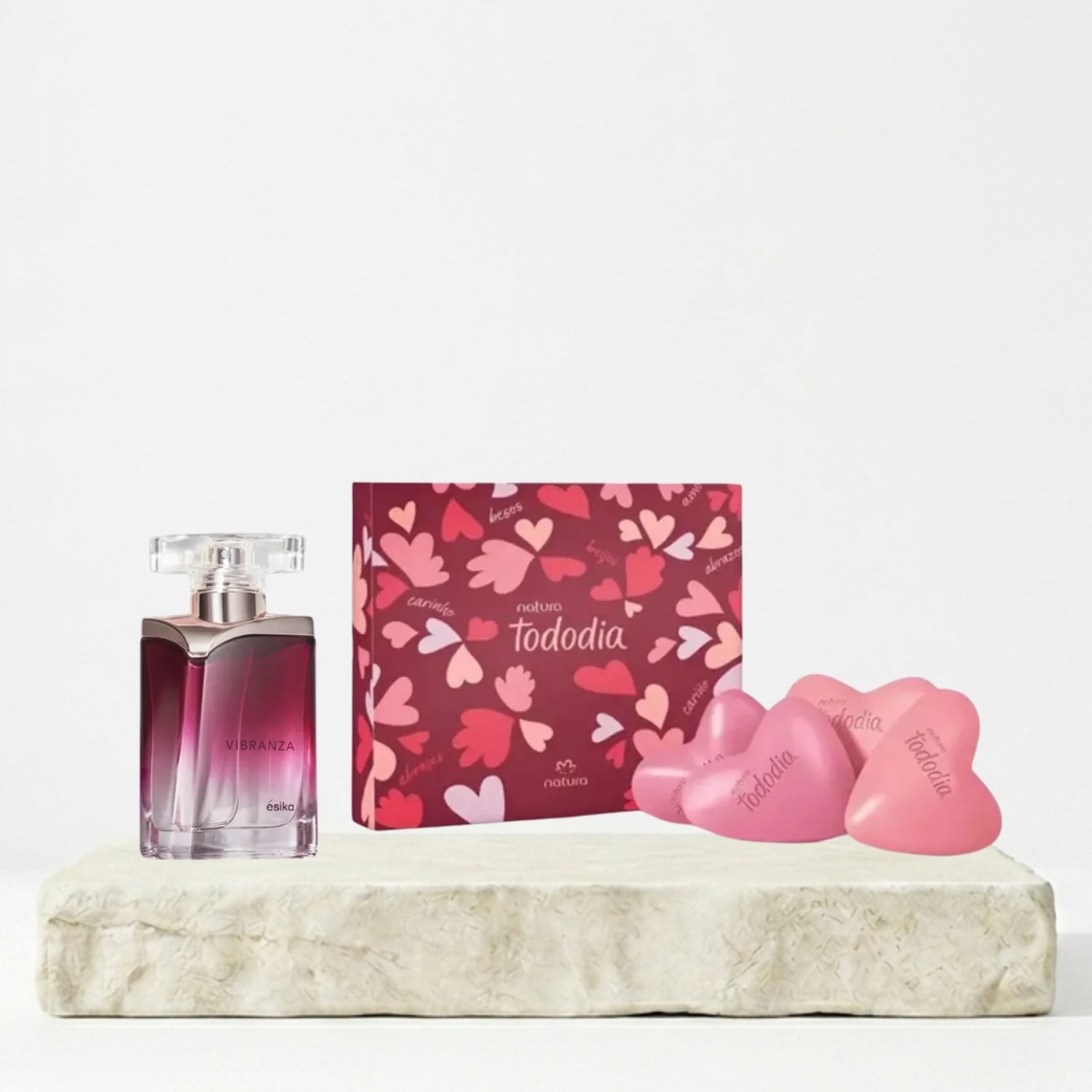 VIBRANZA PERFUME FEMENINO 45 ML + JABON CORAZON TODODIA - 1