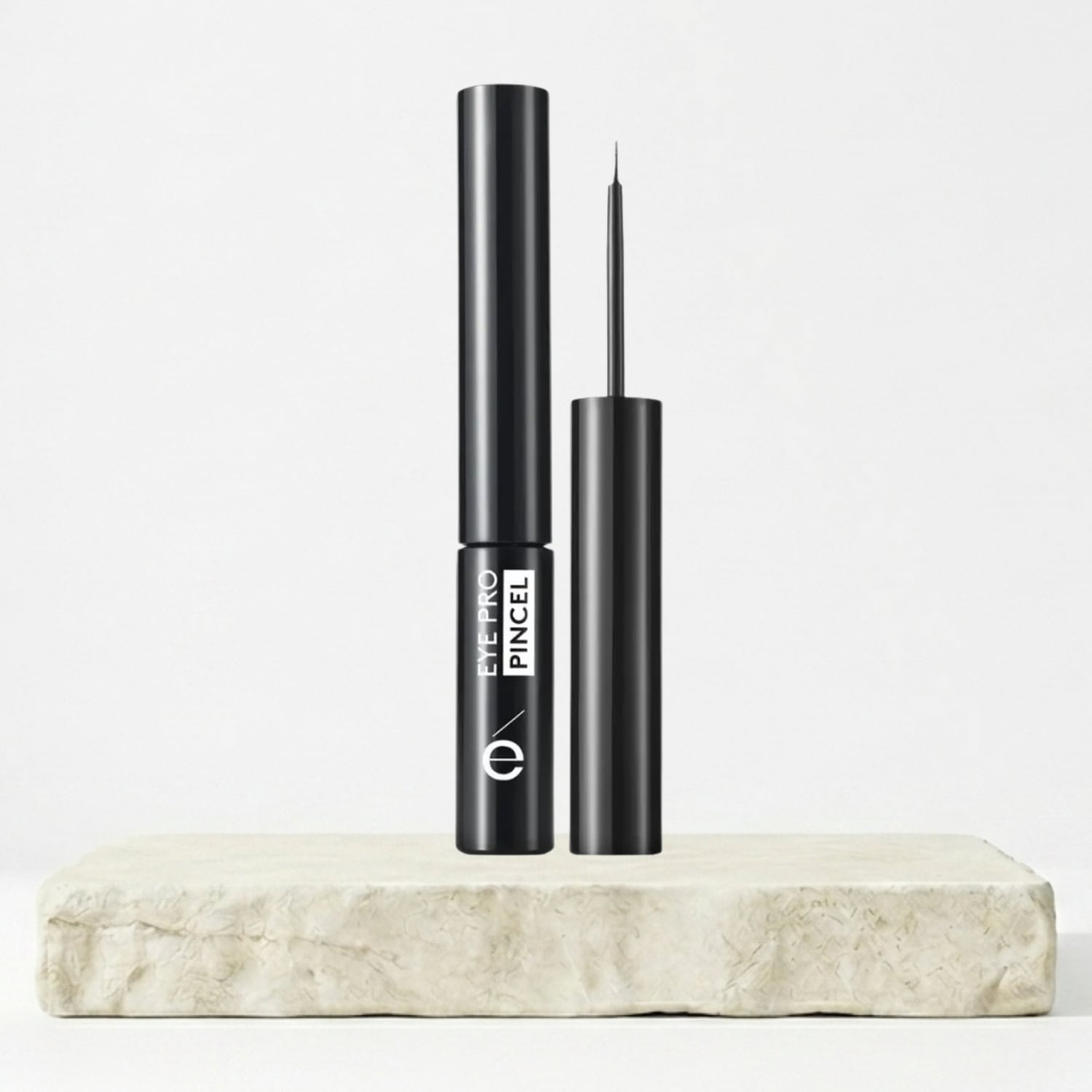 DELINEADOR PUNTA PINCEL EYE PRO - 1