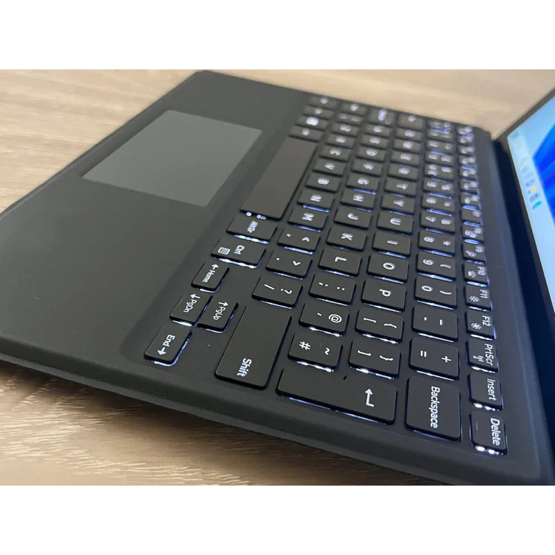 DELL LATITUDE 5290 2 EN 1 + DELL PEN STYLUS INTEL CORE I5 8GB RAM 256GB - 6