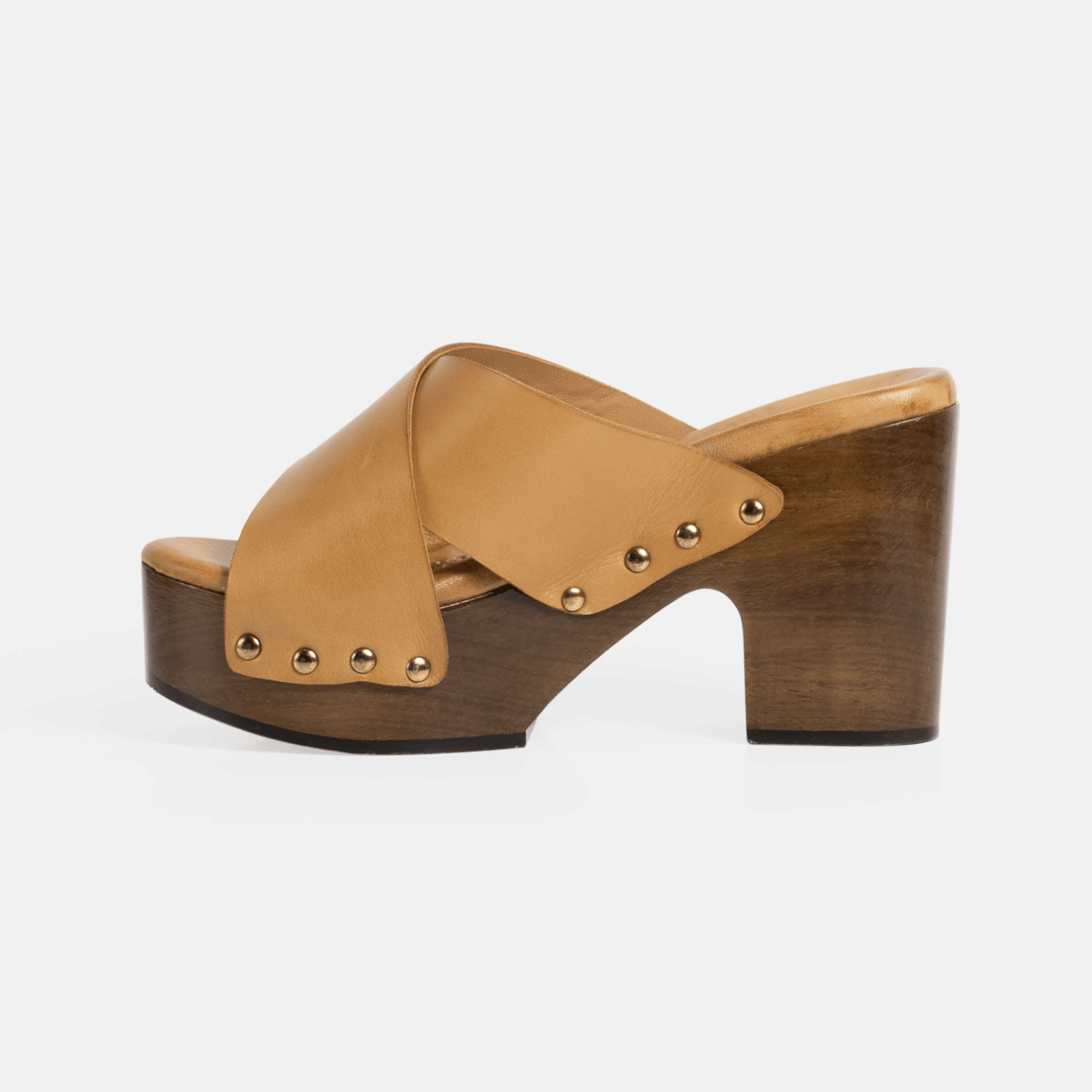 SANDALIA DE TACO SUE DE CUERO CRUST COLOR NATURAL - 3