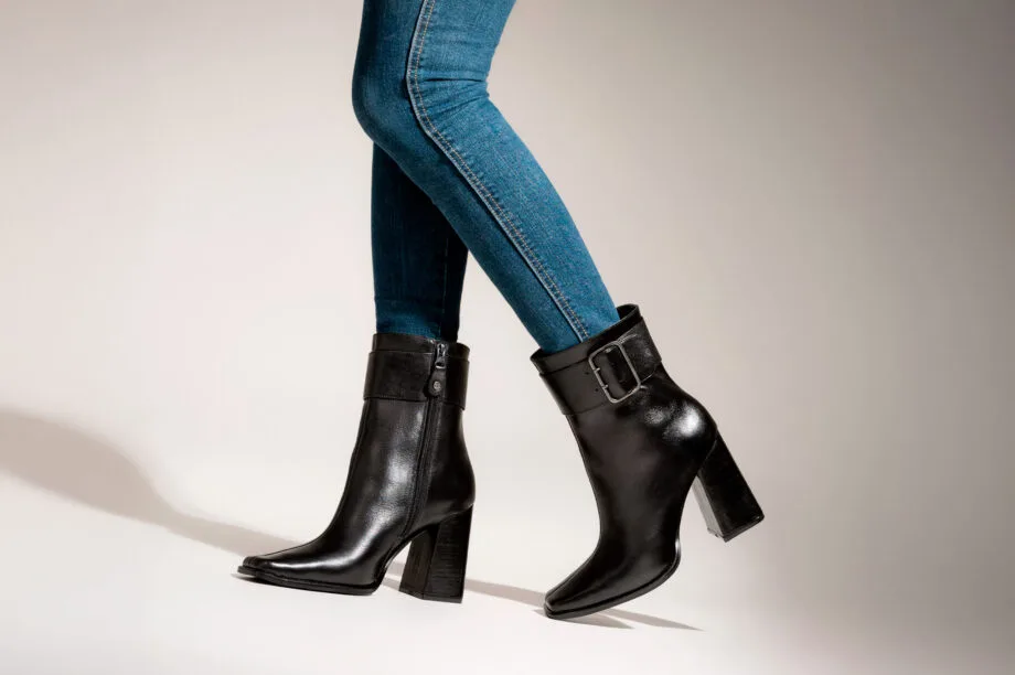 BOTINES MUJER CUERO BIGIONI BTC-2207 NEGRO CORREA ANCHA CON HEBILLA - 2