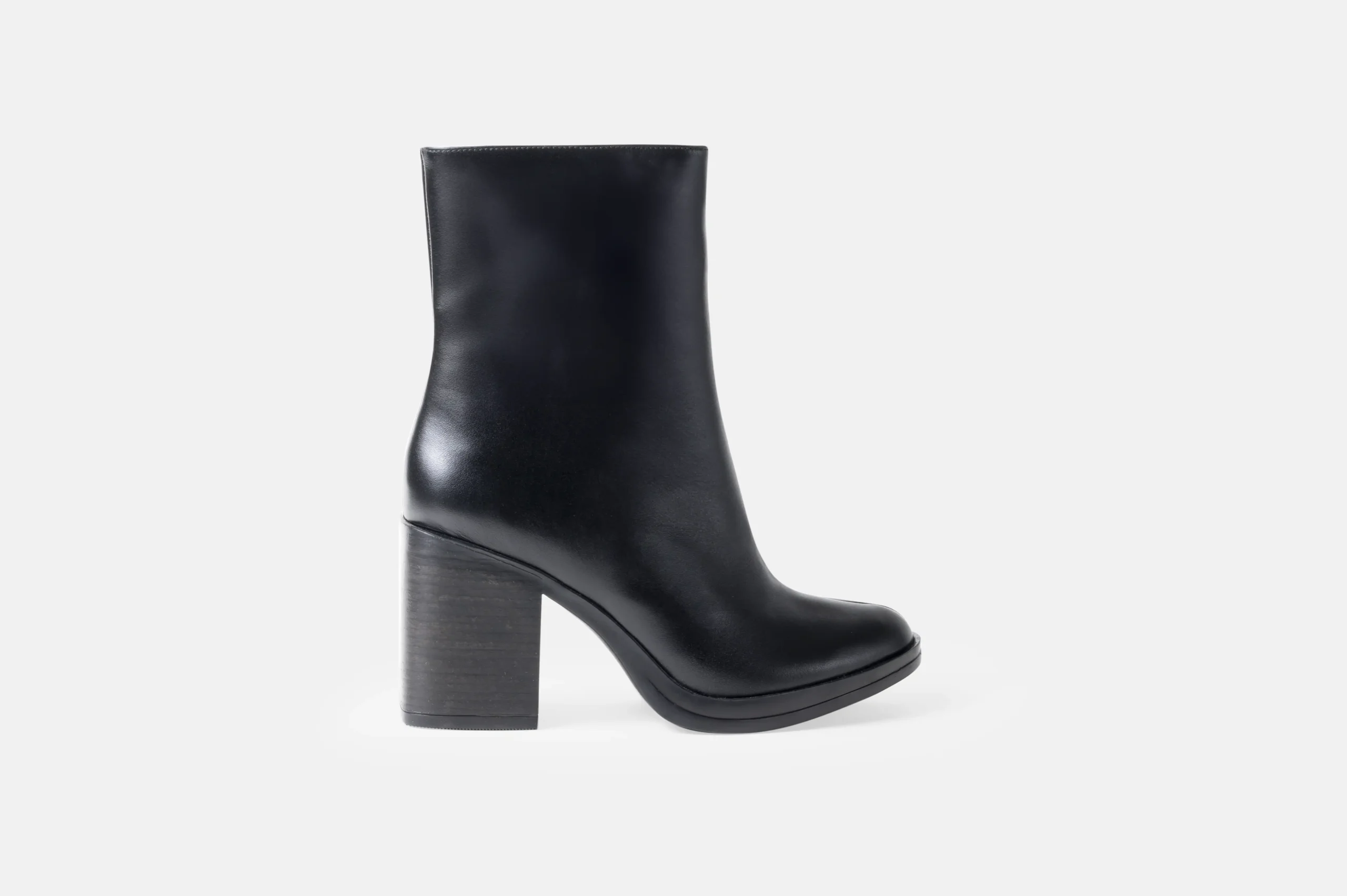 BOTINES MUJER CUERO BIGIONI MEDELLIN NEGRO - 1