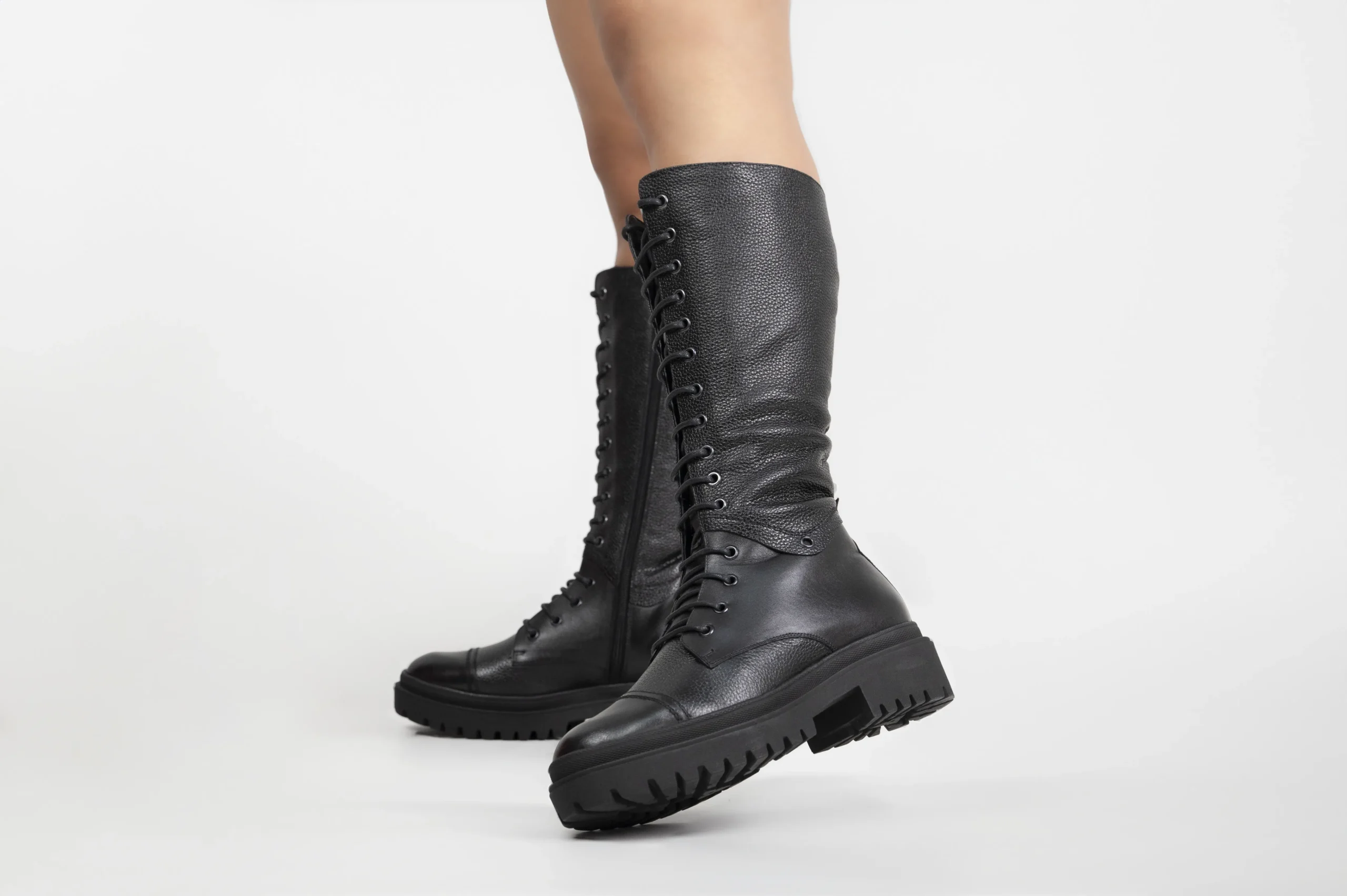 BOTAS MUJER CUERO BIGIONI PISA NEGRO ACORDONADOS - 2