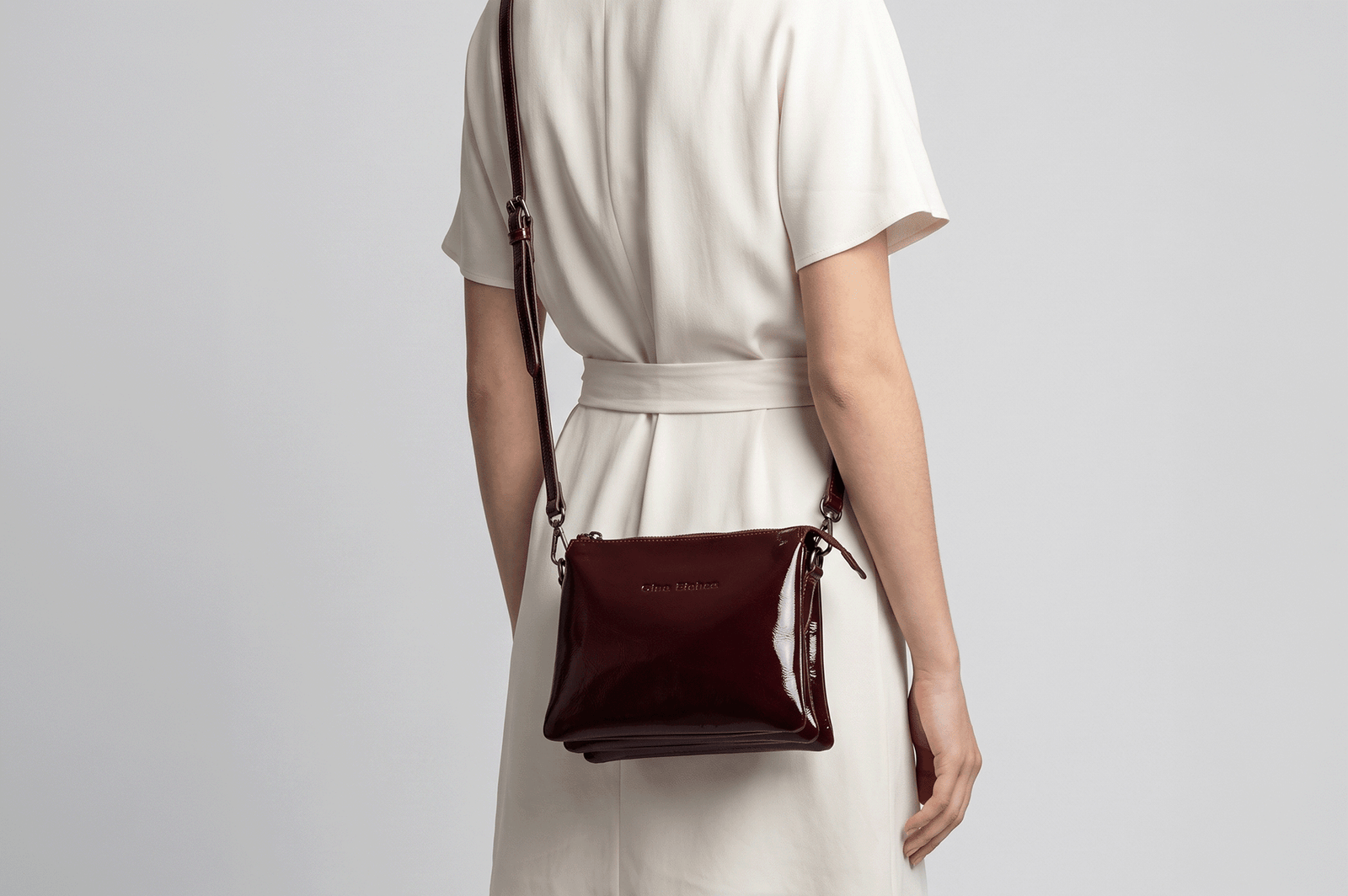 MORRAL MUJER CUERO BIGIONI MR-08-26 VINO + CORREA Y HEBILLAS - 2