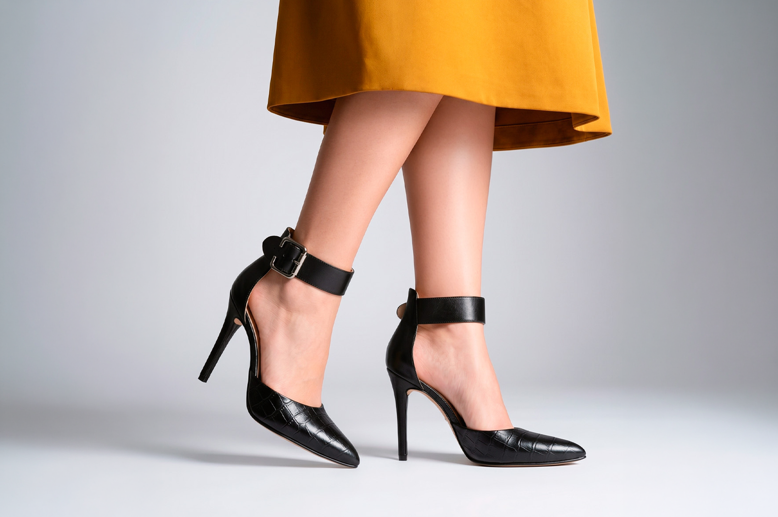 STILETTO REVE CUERO GRABADO NEGRO - 2