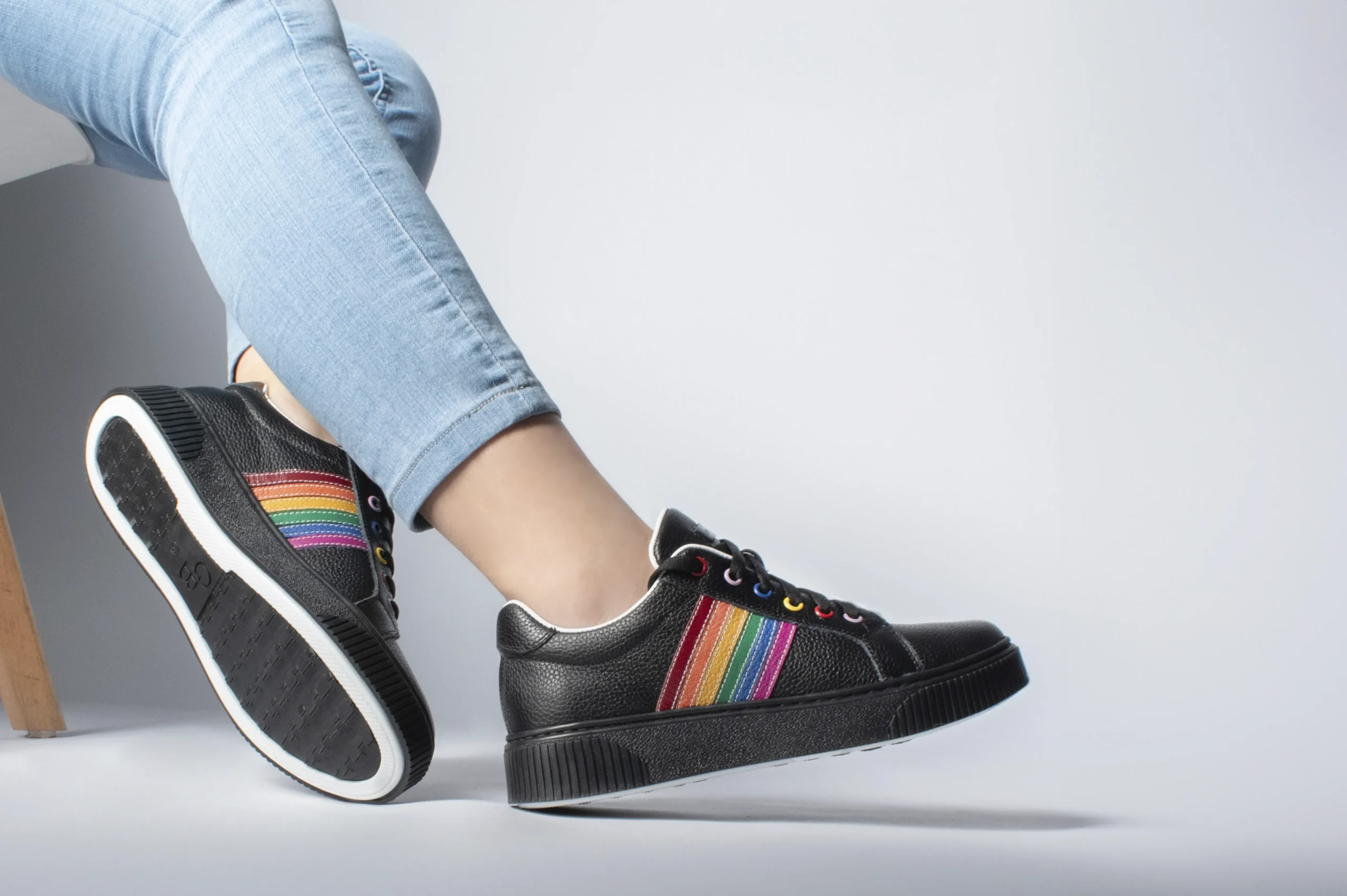 ZAPATILLAS MUJER CUERO FLOTTER BIGIONI ZA44 NEGRO - 2