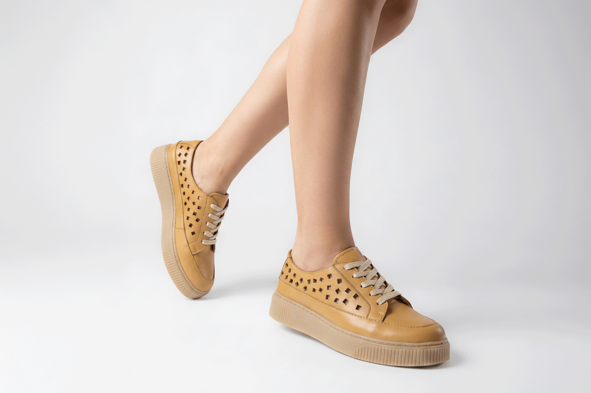 ZAPATILLAS MUJER CUERO NAPA BIGIONI ZA-2602 NATURAL - 2