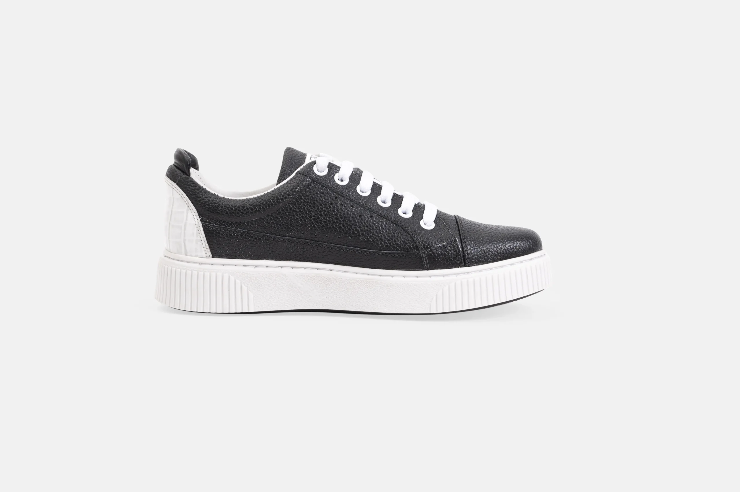 ZAPATILLAS MUJER CUERO FLOTTER BIGIONI ZA01-24 NEGRO Y BLANCO - 3