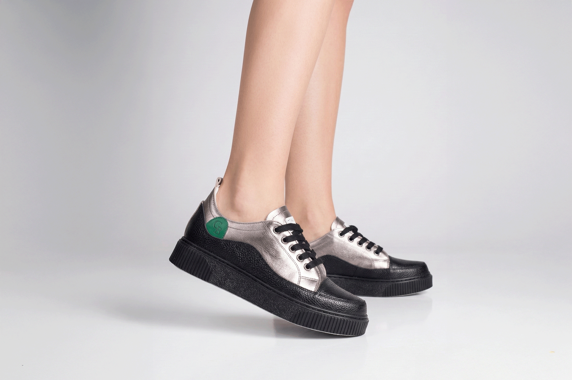 ZAPATILLAS MUJER CUERO FLOTTER BIGIONI ZA00-24 NEGRO Y PLATA - 2